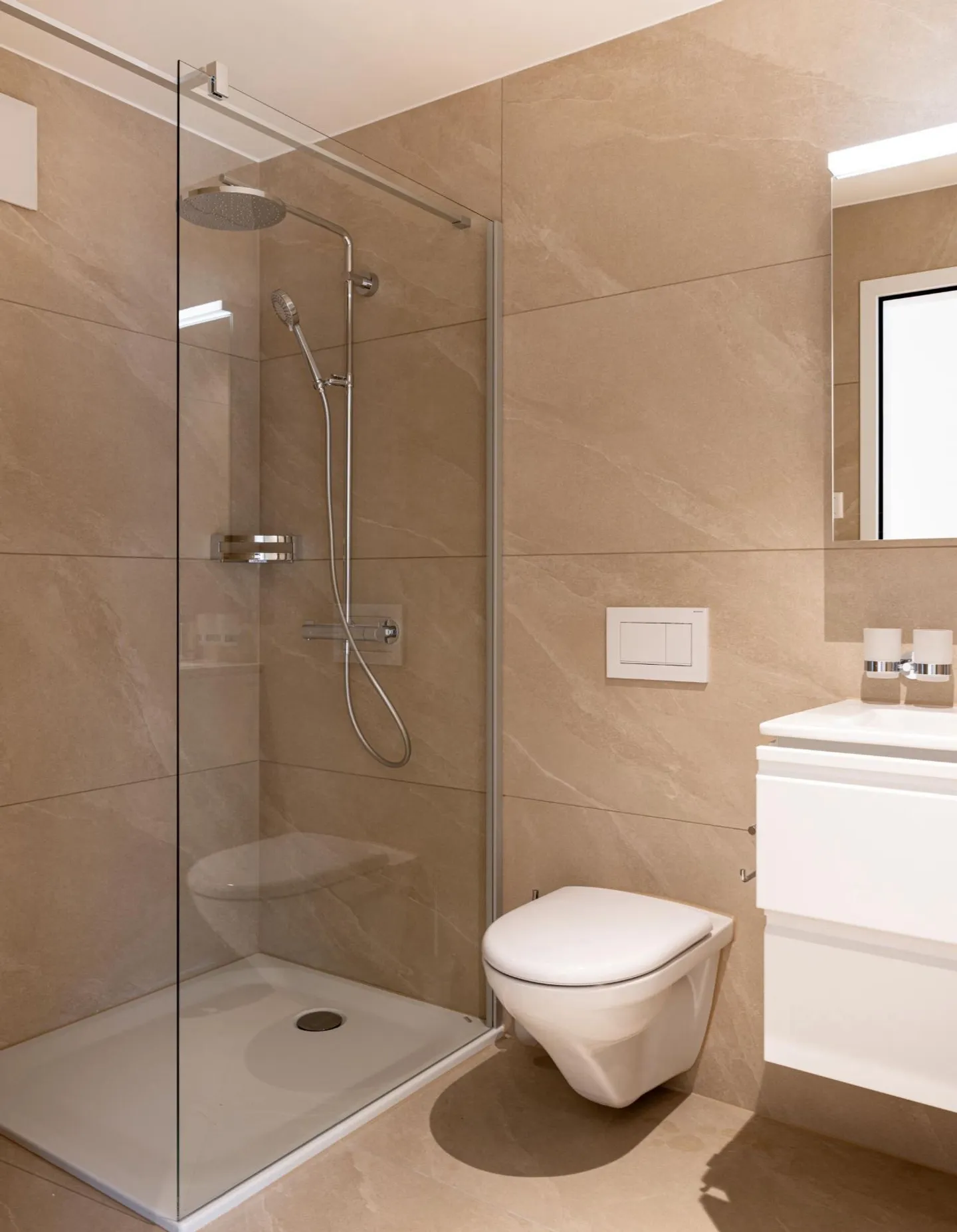 Modern 3.5-room apartment in Zurich Oerlikon - available immediately - Photo 4 of 7