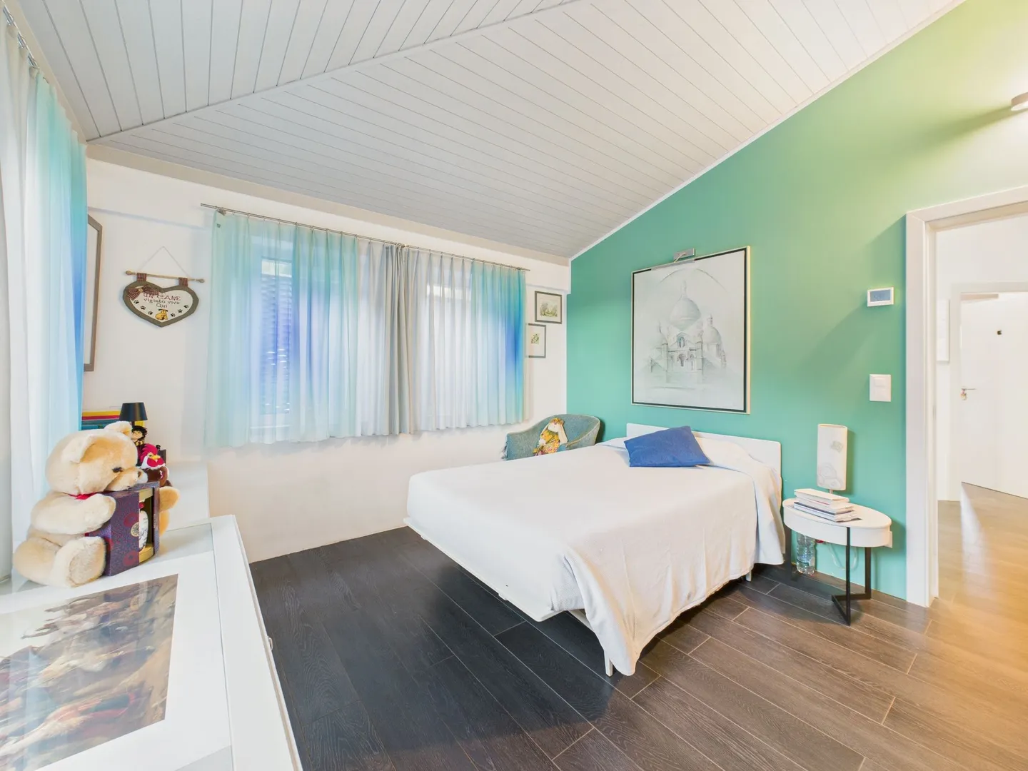 Luminosa villa unifamiliare con 5.5 locali a Riva San Vitale, TI - Foto 10 di 13