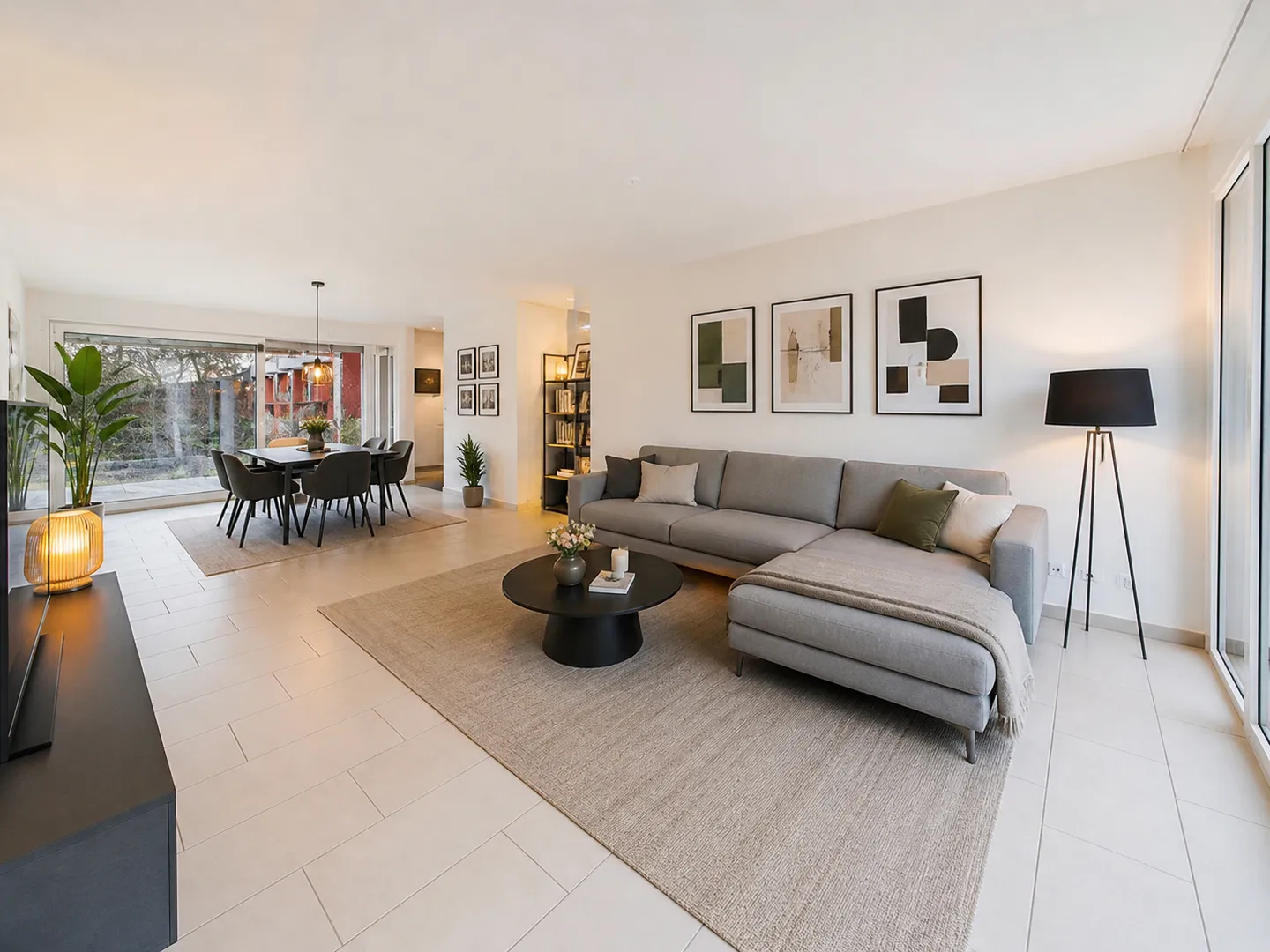 Elegante 4,5-Zimmer-Wohnung mit Panoramablick und doppelter Terrasse in Agno - Foto 1 von 13