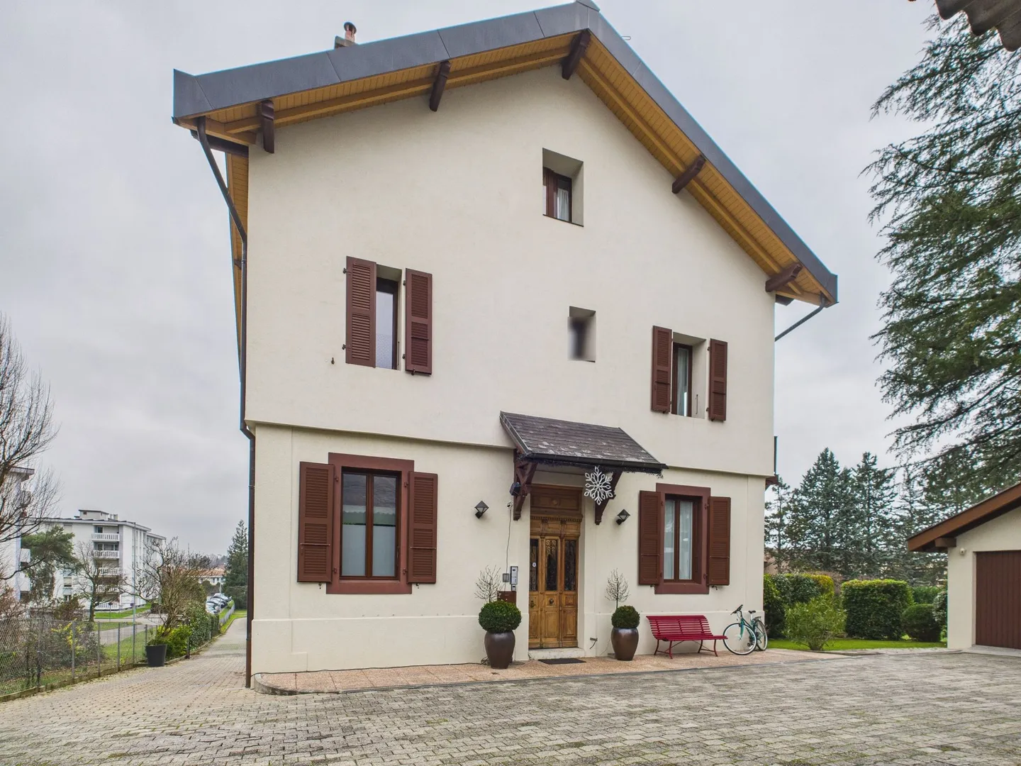 Appartamento 3.5 locali con balcone soleggiato a Veyrier - Foto 2 di 10