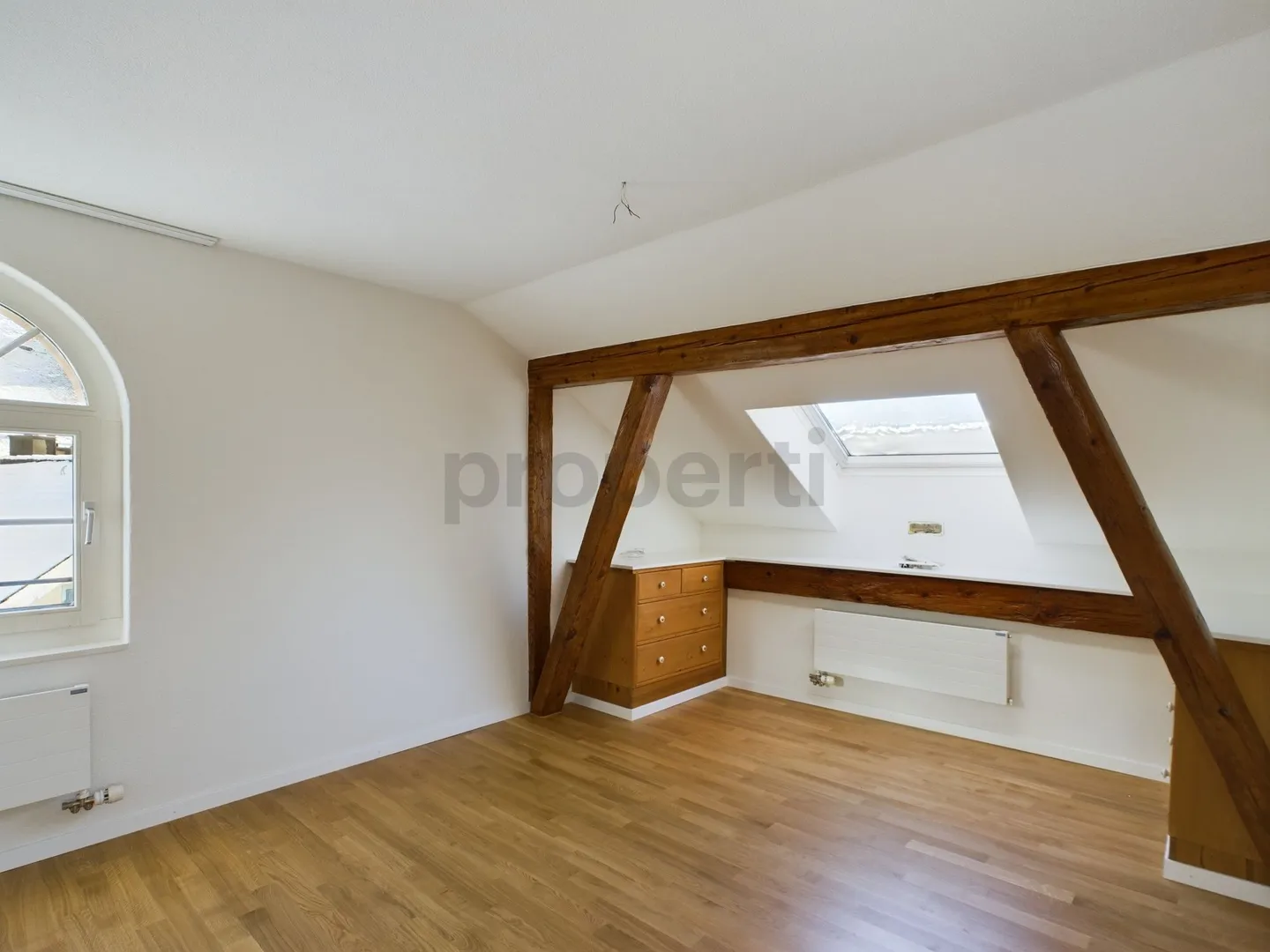 Appartement moderne de 3,5 pièces dans un emplacement central à Sisikon - Photo 4 sur 7