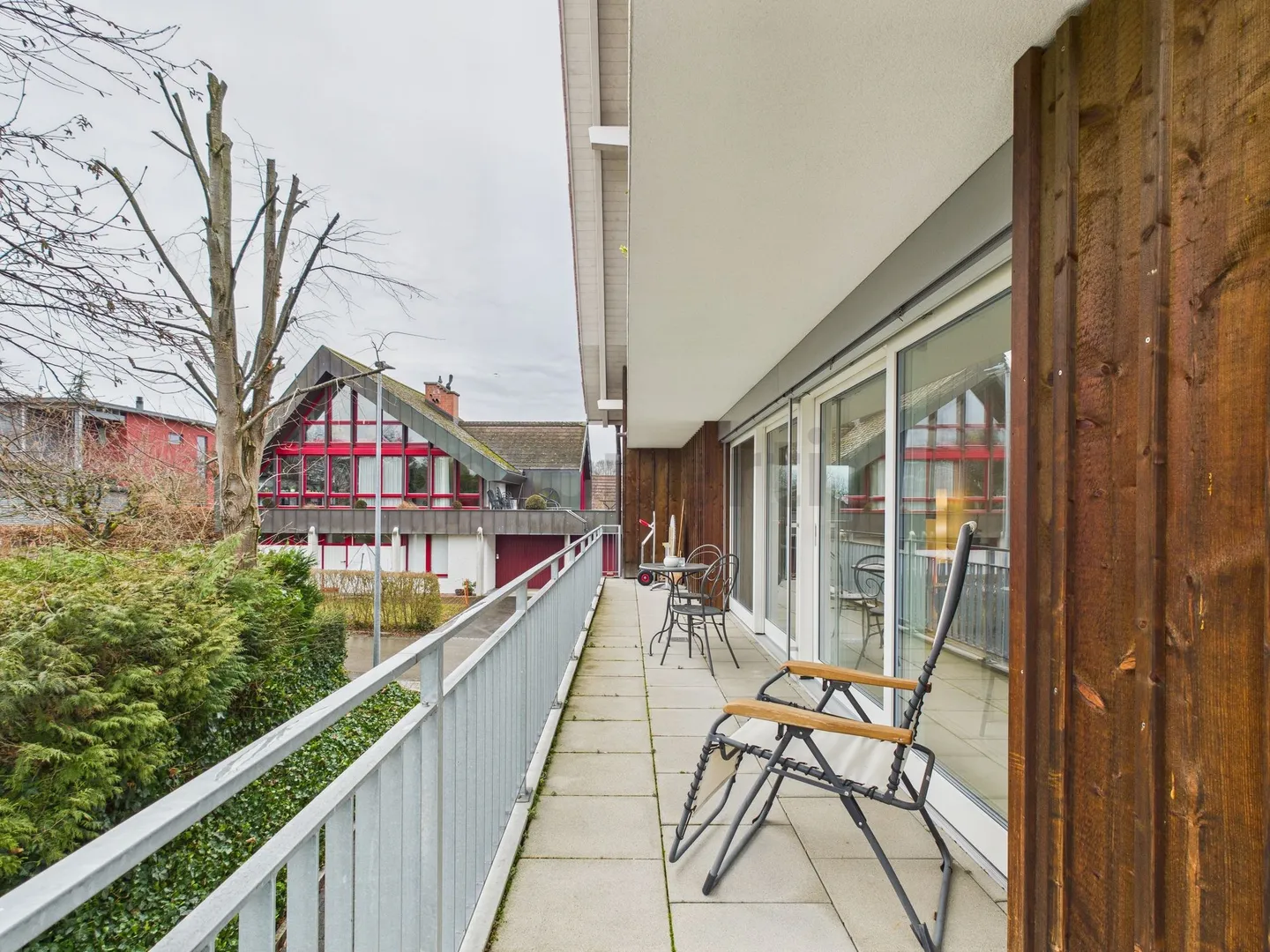 Moderne 3.5-Zimmer Wohnung mit grosszügigem Balkon in Uttwil - Photo 8 of 11