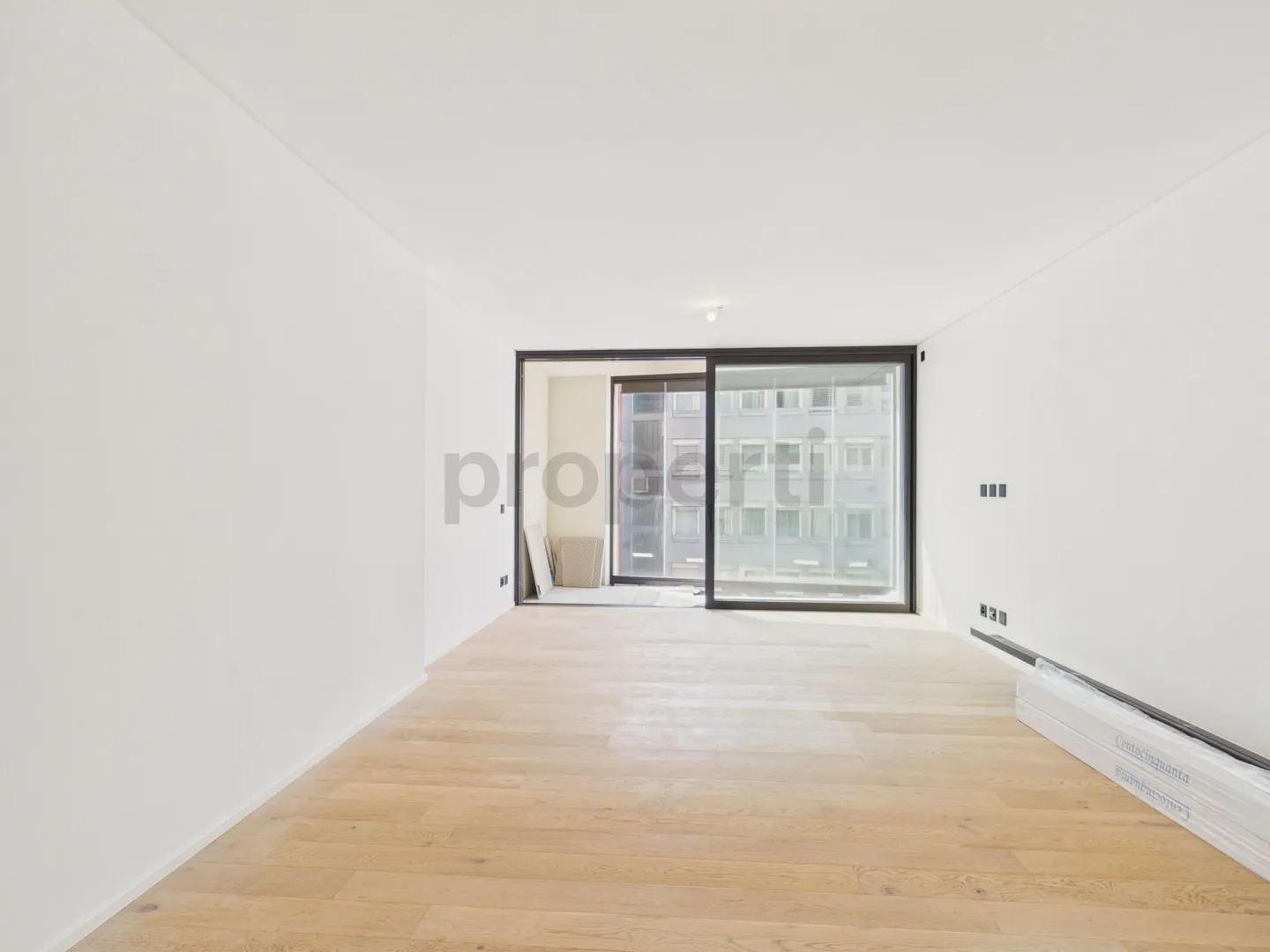 Modern 2.5 room apartment with cellar, Paradiso - Photo 5 of 11