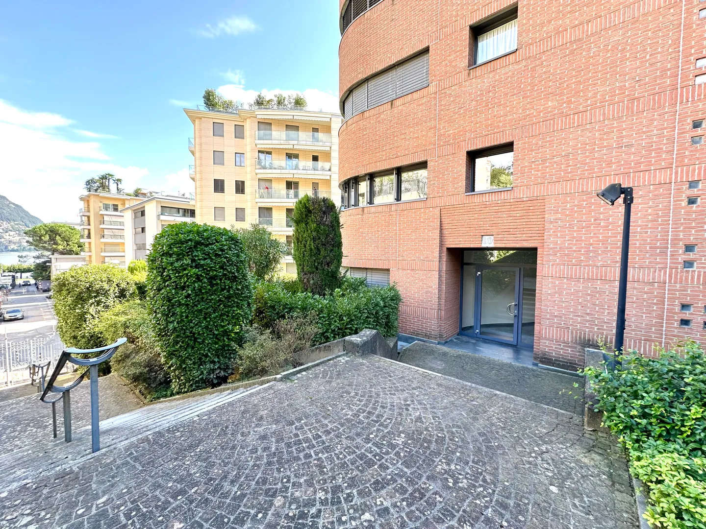 Résidence Familiale Élégante 4.5 Chambres avec Conforts Modernes - Photo 9 sur 11