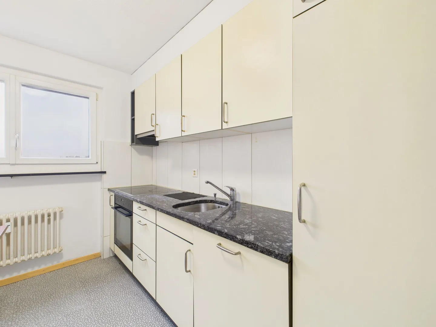 Bright and affordable 3-room apartment in Wynau - Photo 2 of 8