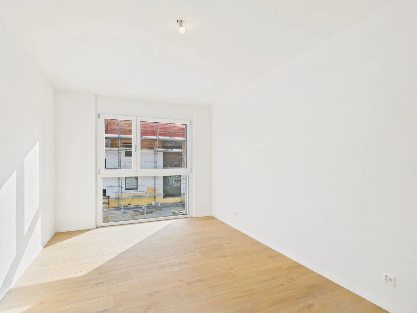 Charming 2.5-room apartment in Léchelles - Photo 4 of 8