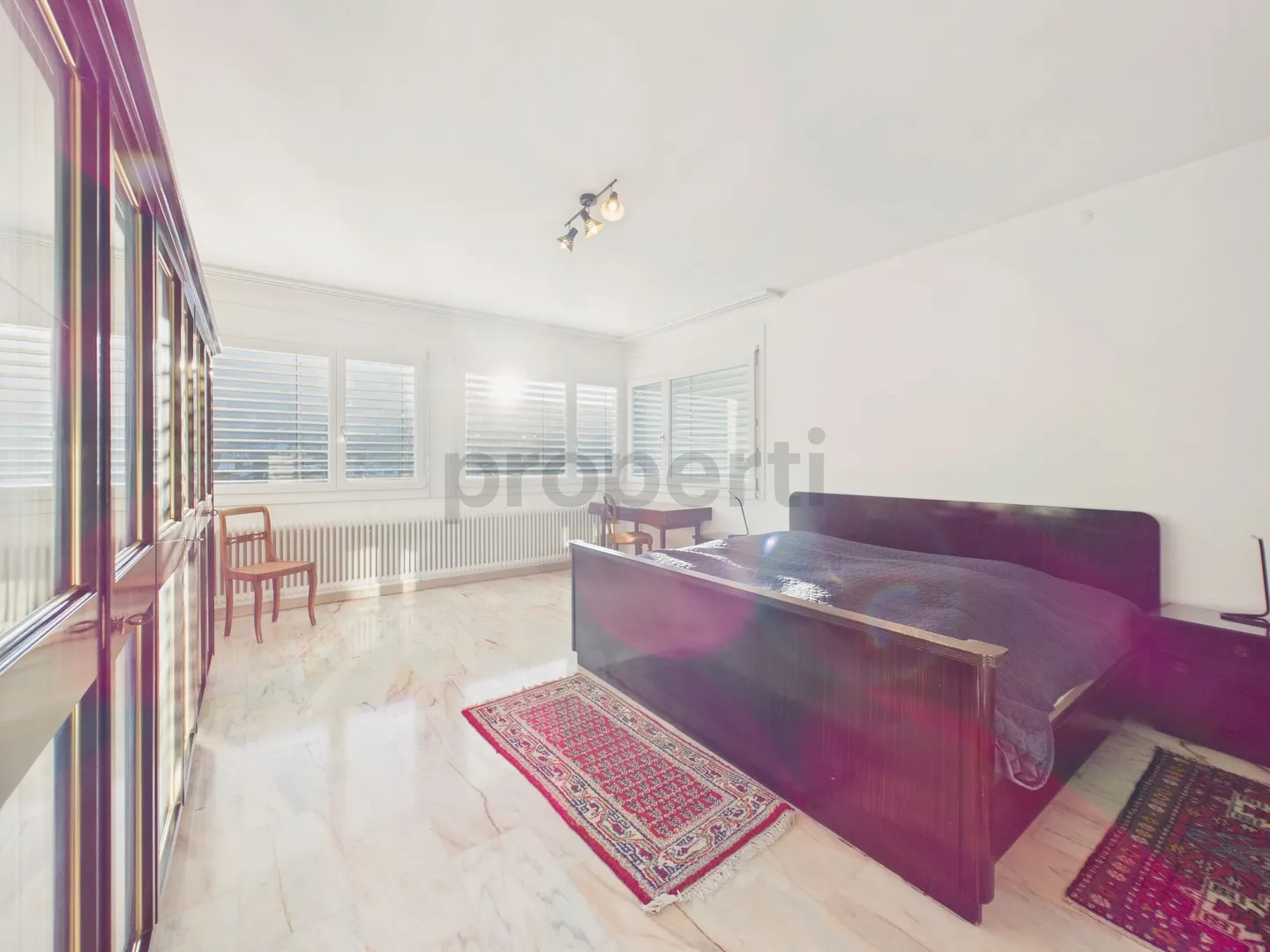 Villa elegante con vista giardino - Foto 8 di 13