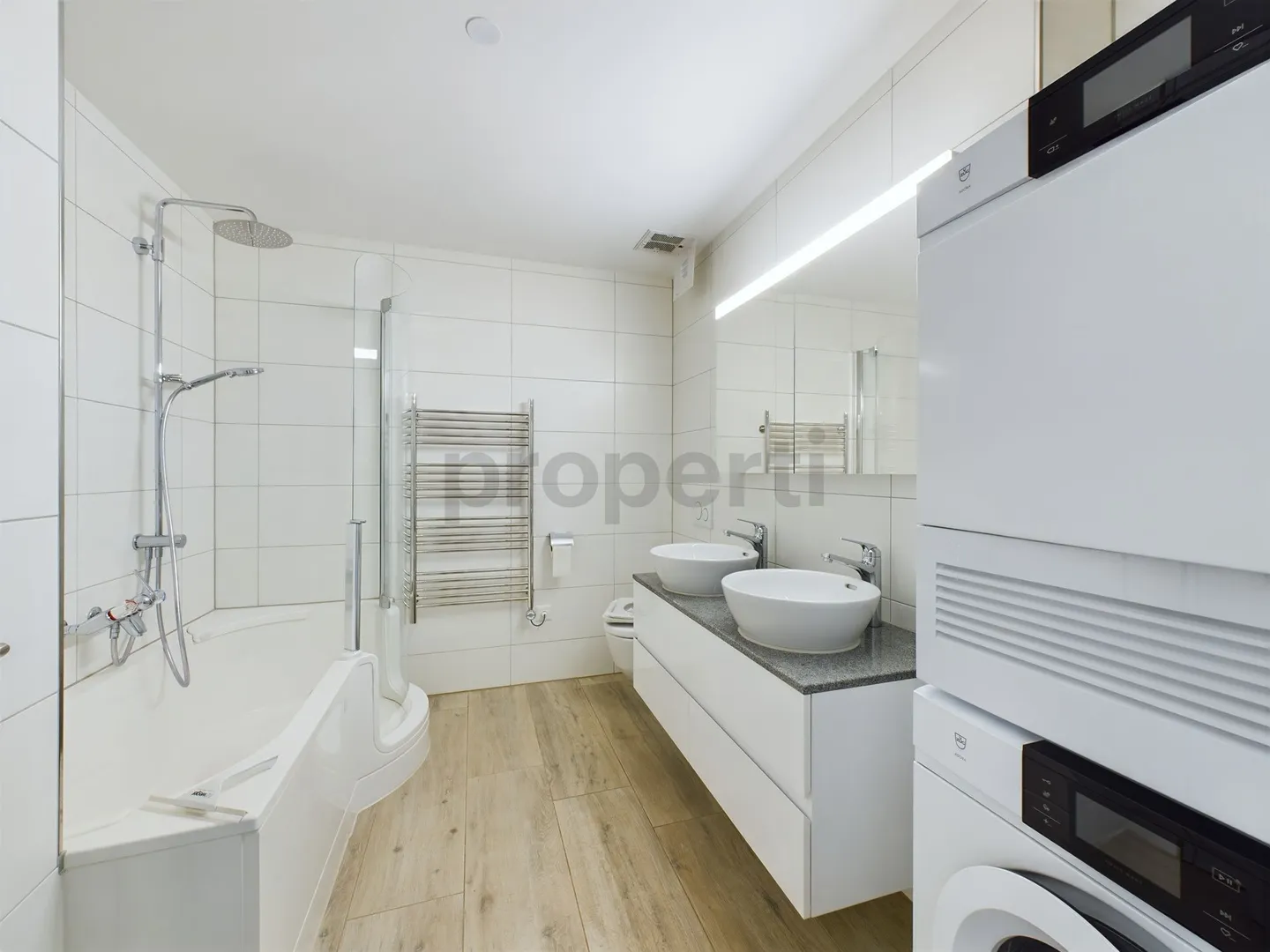 Bright 3.5-Ground Floor Apartment with Stunning Lake & Mountain Views in Hausen am Albis - Photo 6 of 9