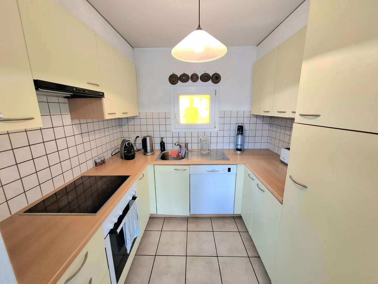 Bright 3.5-room apartment in Solduno, Primary Residence - Photo 4 of 13