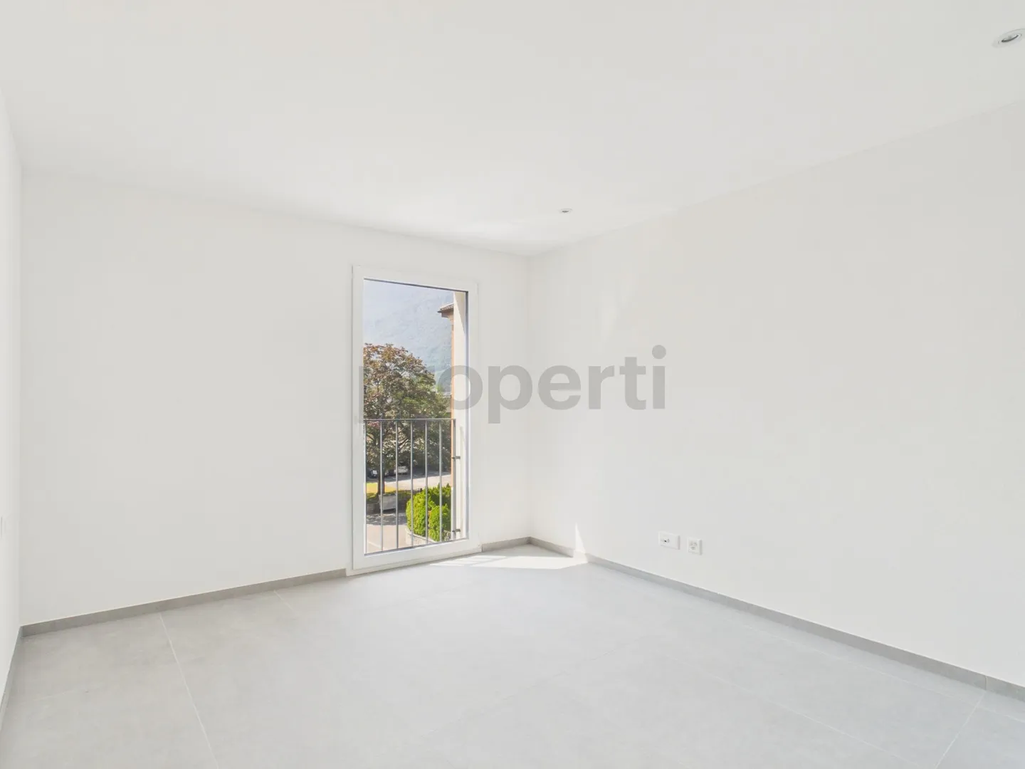 Penthouse moderne 3.5 pièces avec parking et cave, Biasca - Photo 7 sur 13