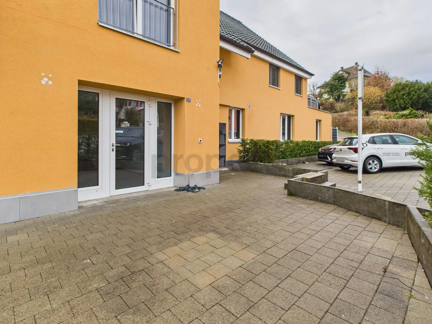 Ihr neues Zuhause - Helle 3.5-Zimmer-Wohnung mit sonnigem Gartensitzplatz - Photo 8 of 9