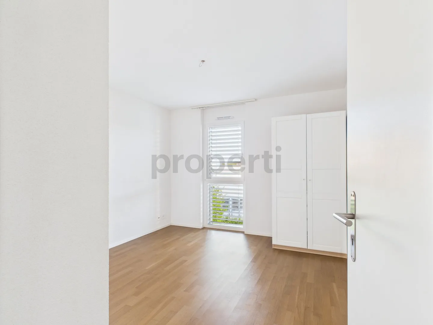 Moderno appartamento di 4.5 locali con balcone soleggiato, Saint-Sulpice - Foto 8 di 12