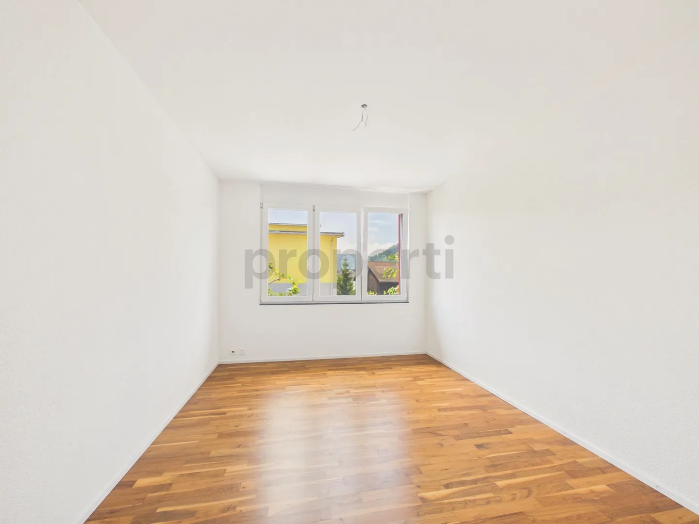Grosszuegige 5.5-Zimmer-Wohnung mit Balkon, Wilen b. Wil - Photo 10 sur 13