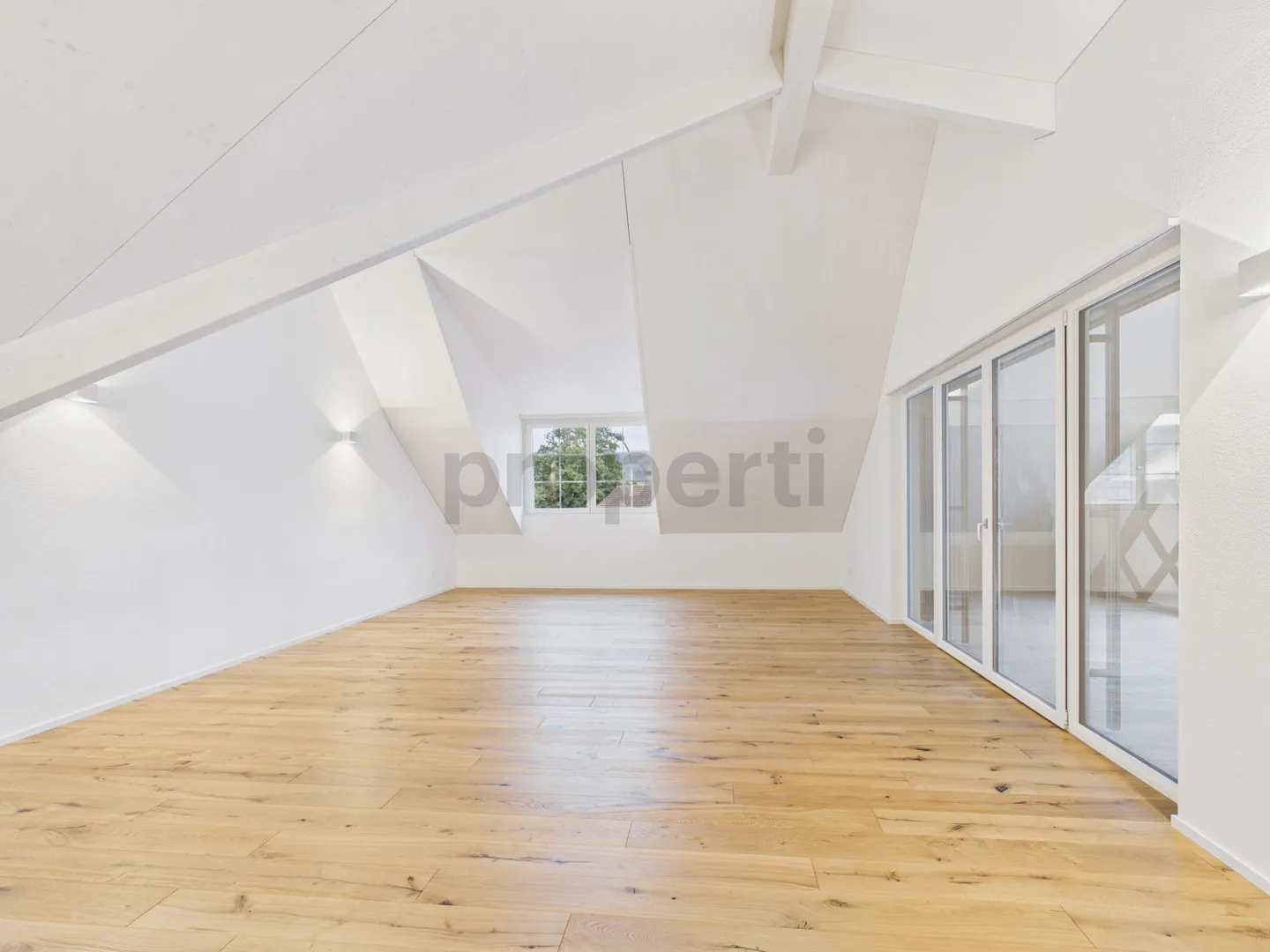 Dachwohnung mit Weitblick - Foto 4 von 13