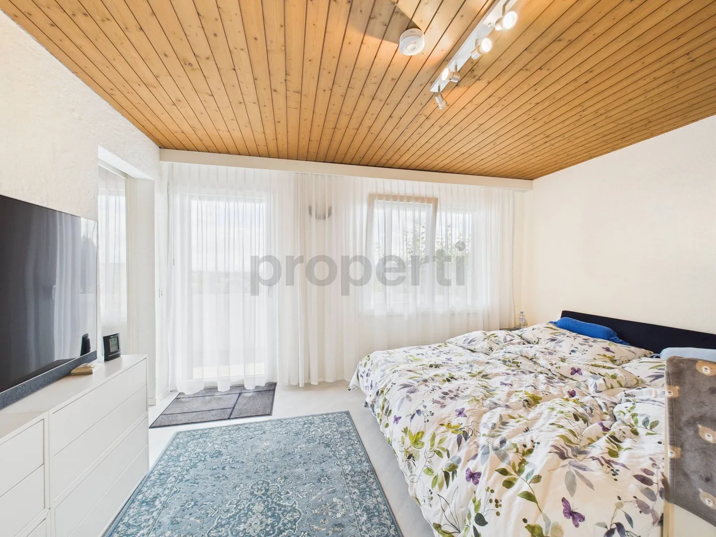 Versatile 7-room single-family house in Widen (ideal for living and office) - Photo 6 of 13