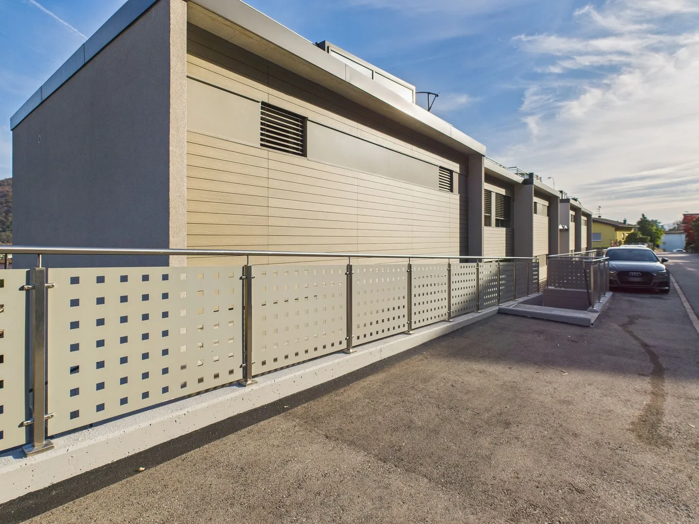 Moderna 2.5 locali attic-flat con ampio balcone, Agno - Foto 10 von 11