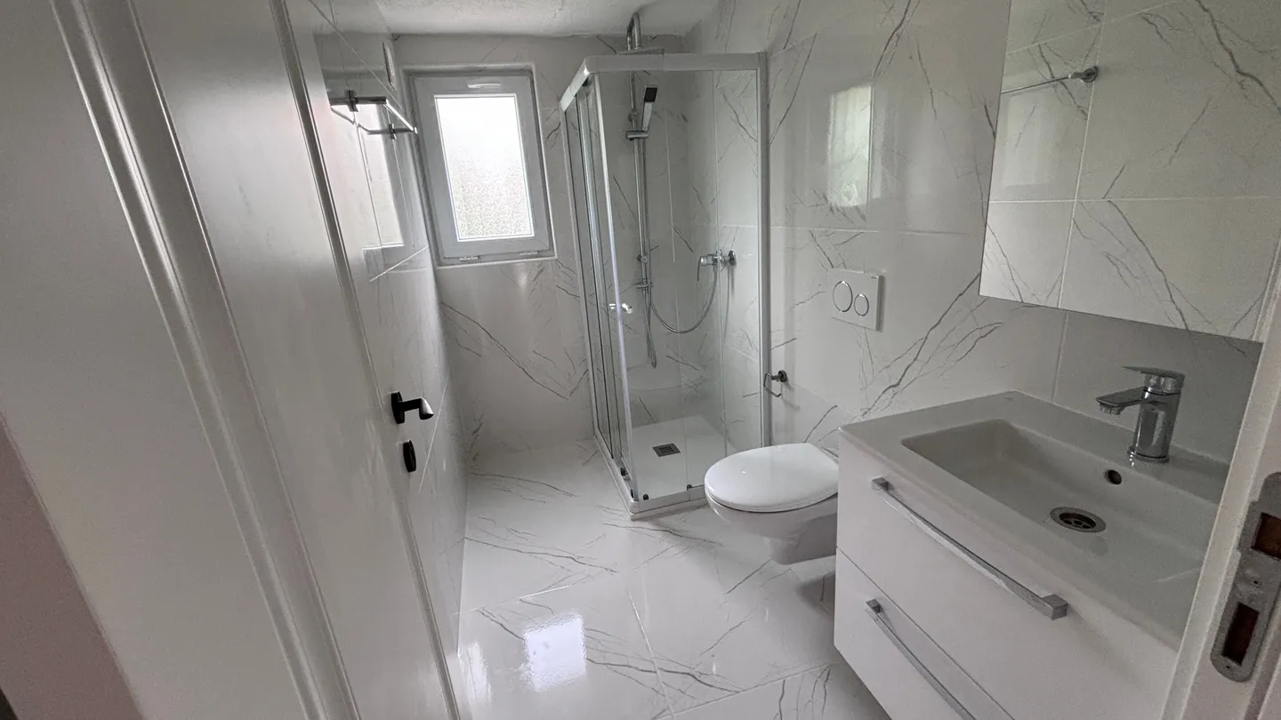 Neu renovierte 3.5-Zimmer Wohnung mit Balkon in Amriswil - Foto 6 von 9