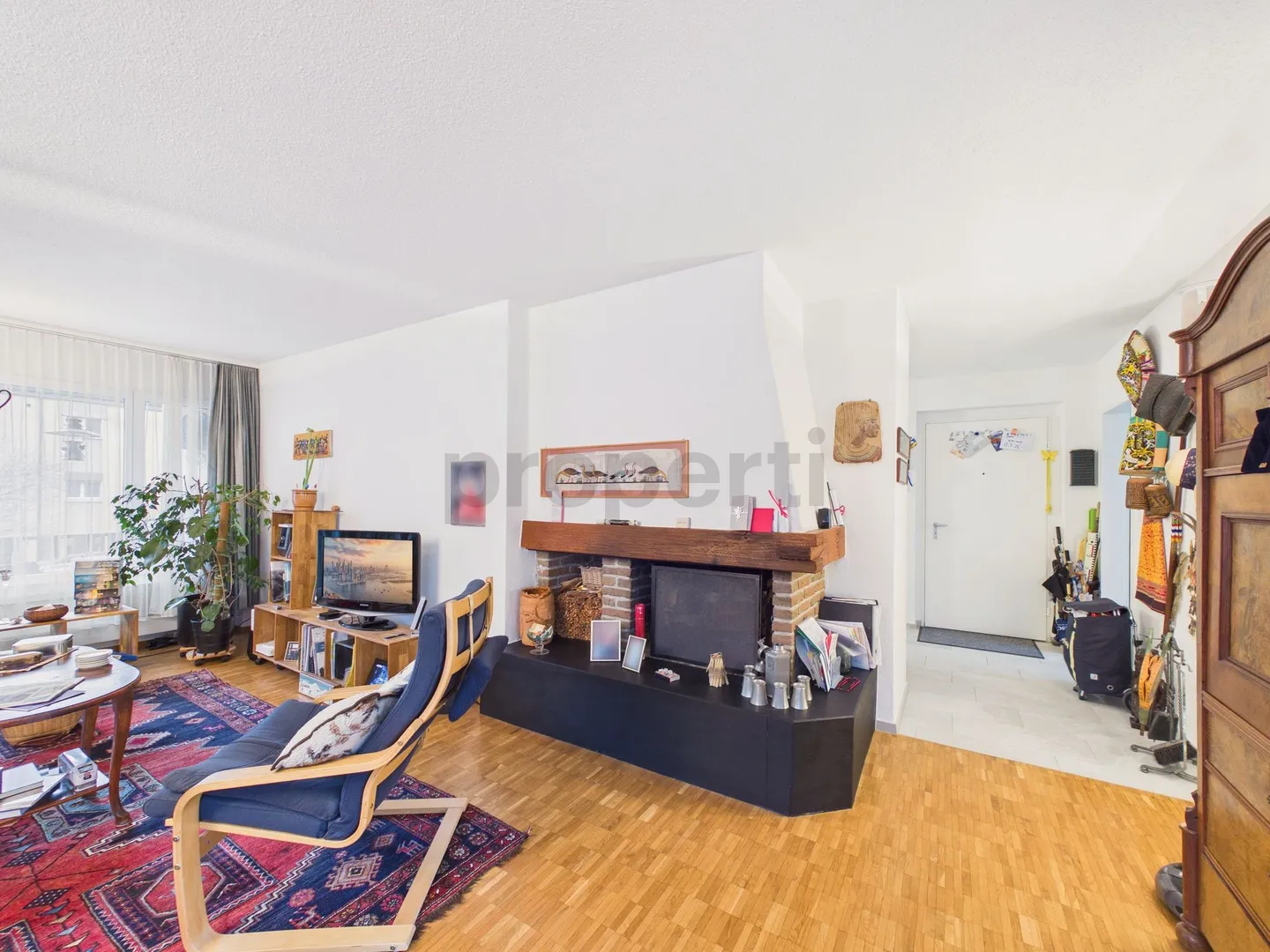 Moderno appartamento di 3,5 locali con vista sul verde a Wallisellen - Foto 4 di 10