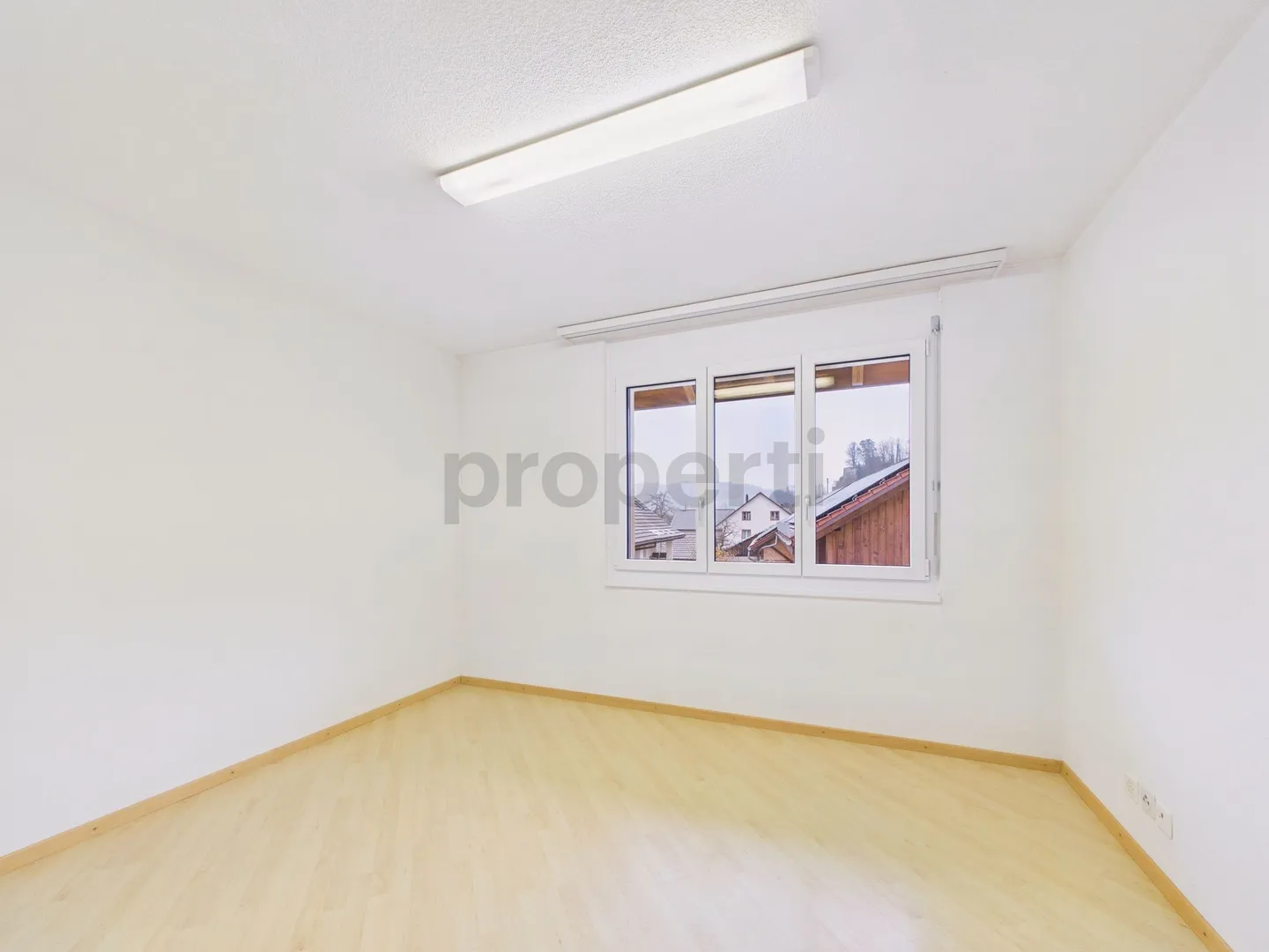Moderne Maisonette mit Balkon - Foto 7 von 11