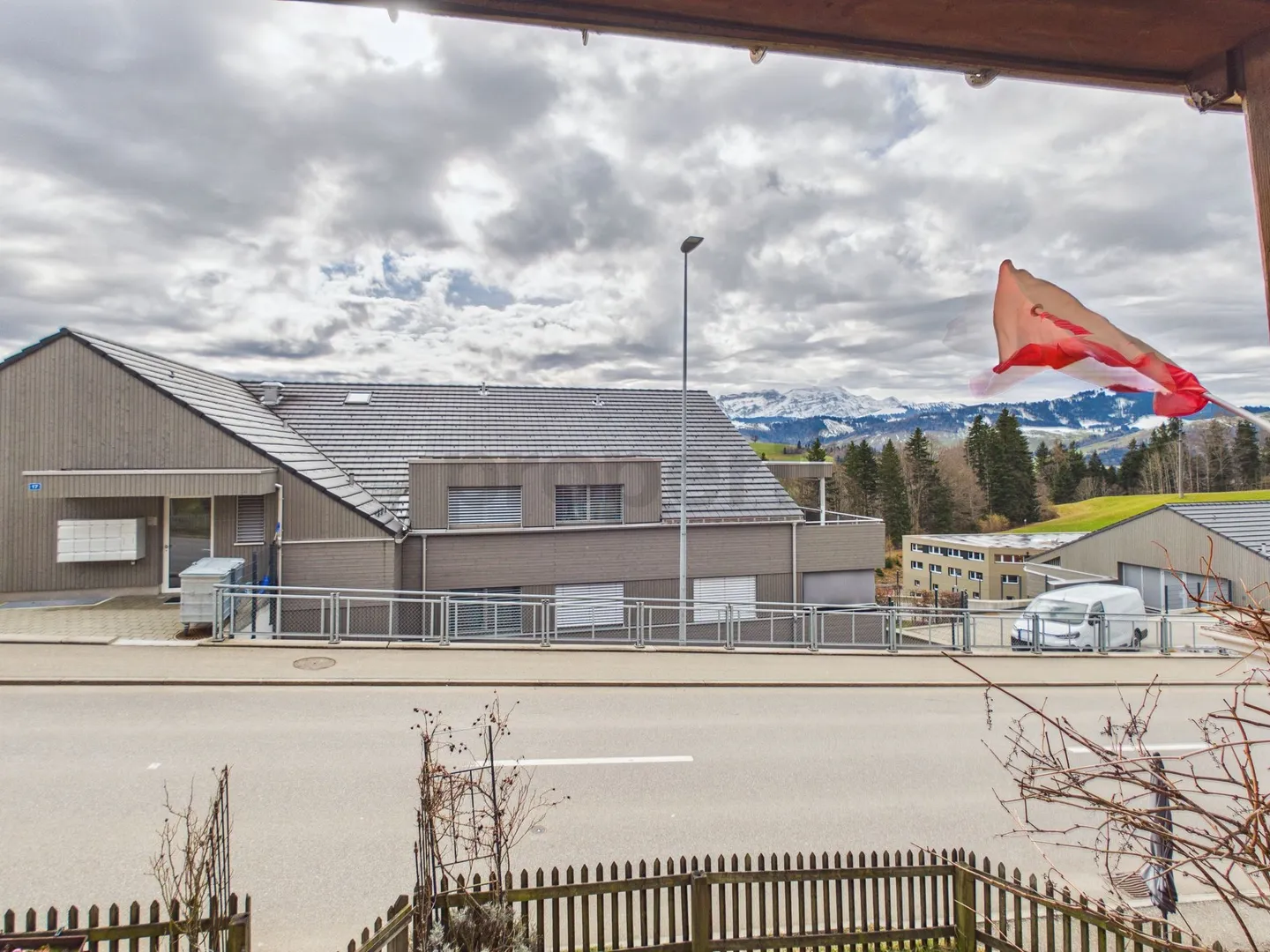 Appartamento affascinante con 3 stanze e parcheggio, Teufen - Foto 9 di 12