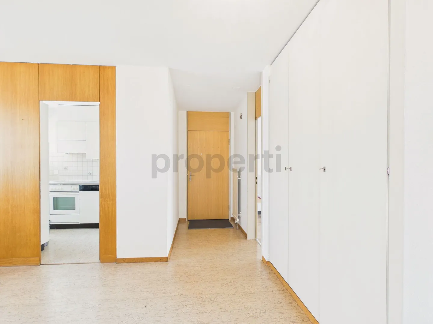 Moderne 4.5-Zimmer Wohnung mit Balkon - Foto 4 von 11