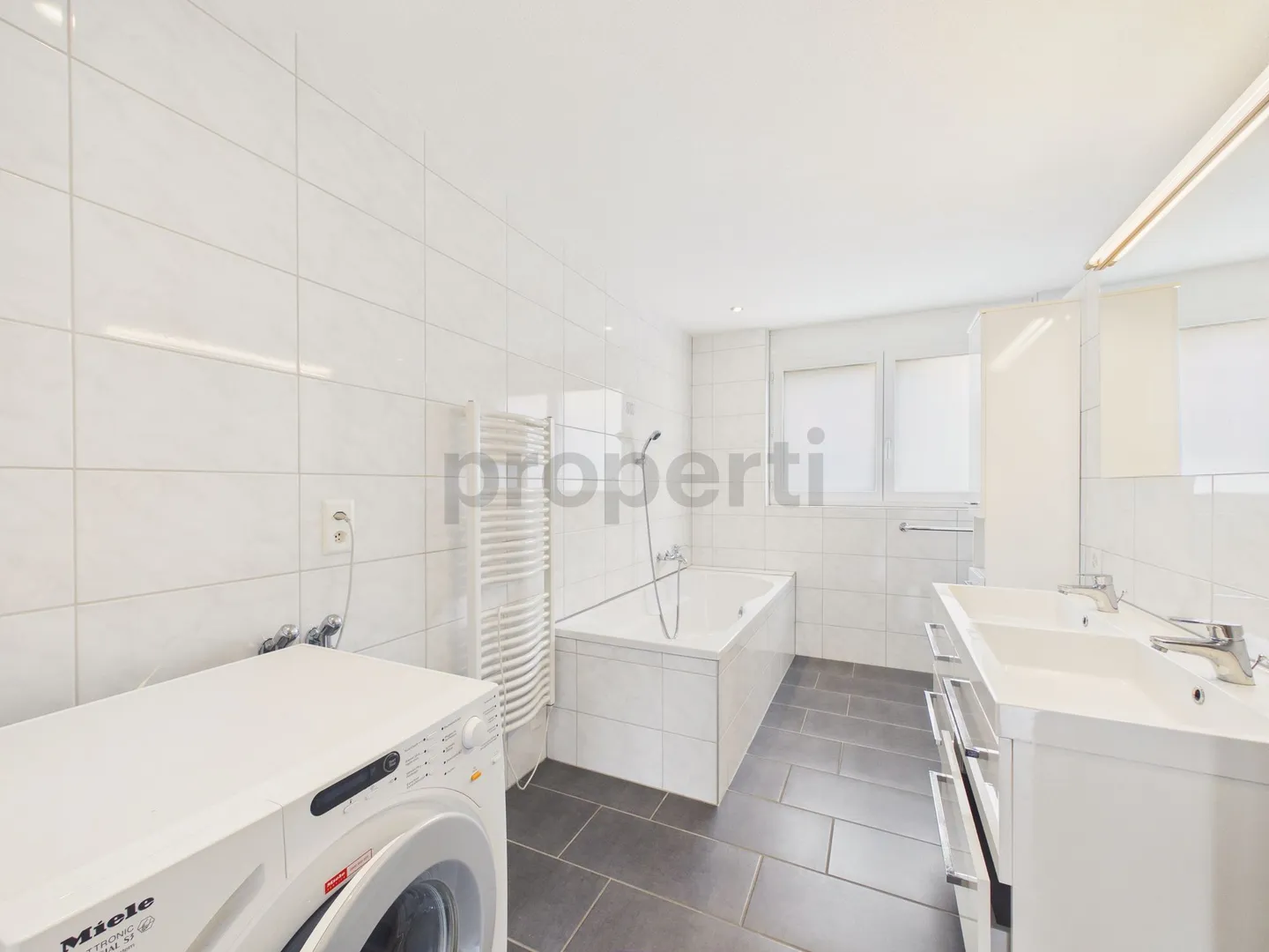 Modern Living in Buechibärg - 4.5-Room Garden Apartment in Schnotwil - Photo 12 of 13