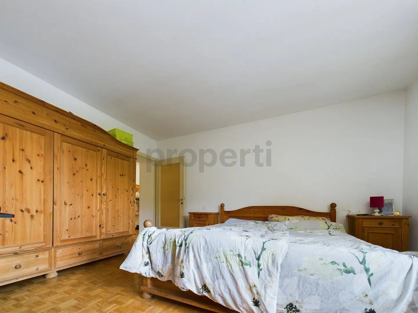 Spacious 5.5-room apartment in the heart of Lavorgo - Photo 5 of 10