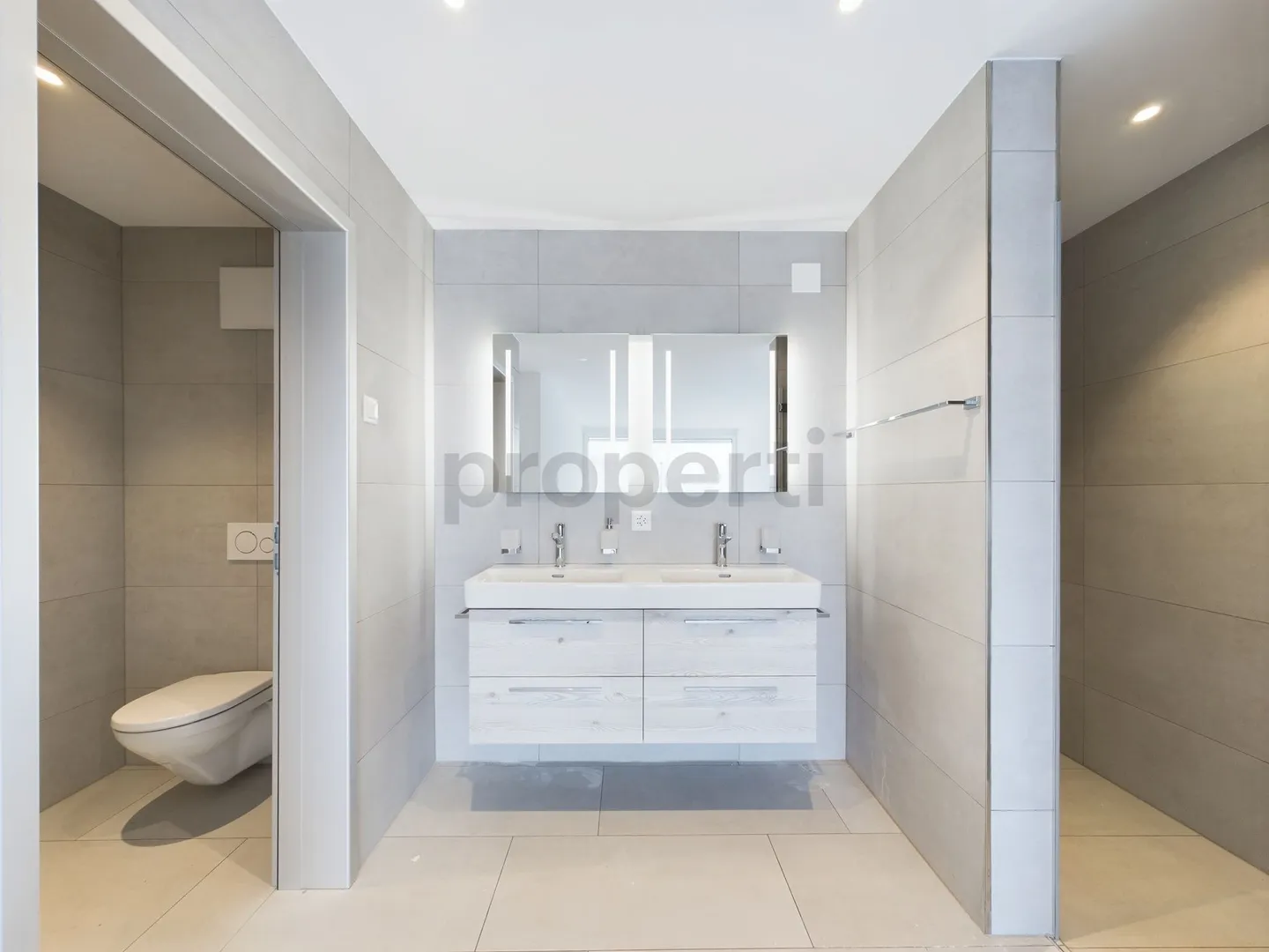 Exclusive terrace apartment with panoramic view in Füllinsdorf - Photo 5 of 11