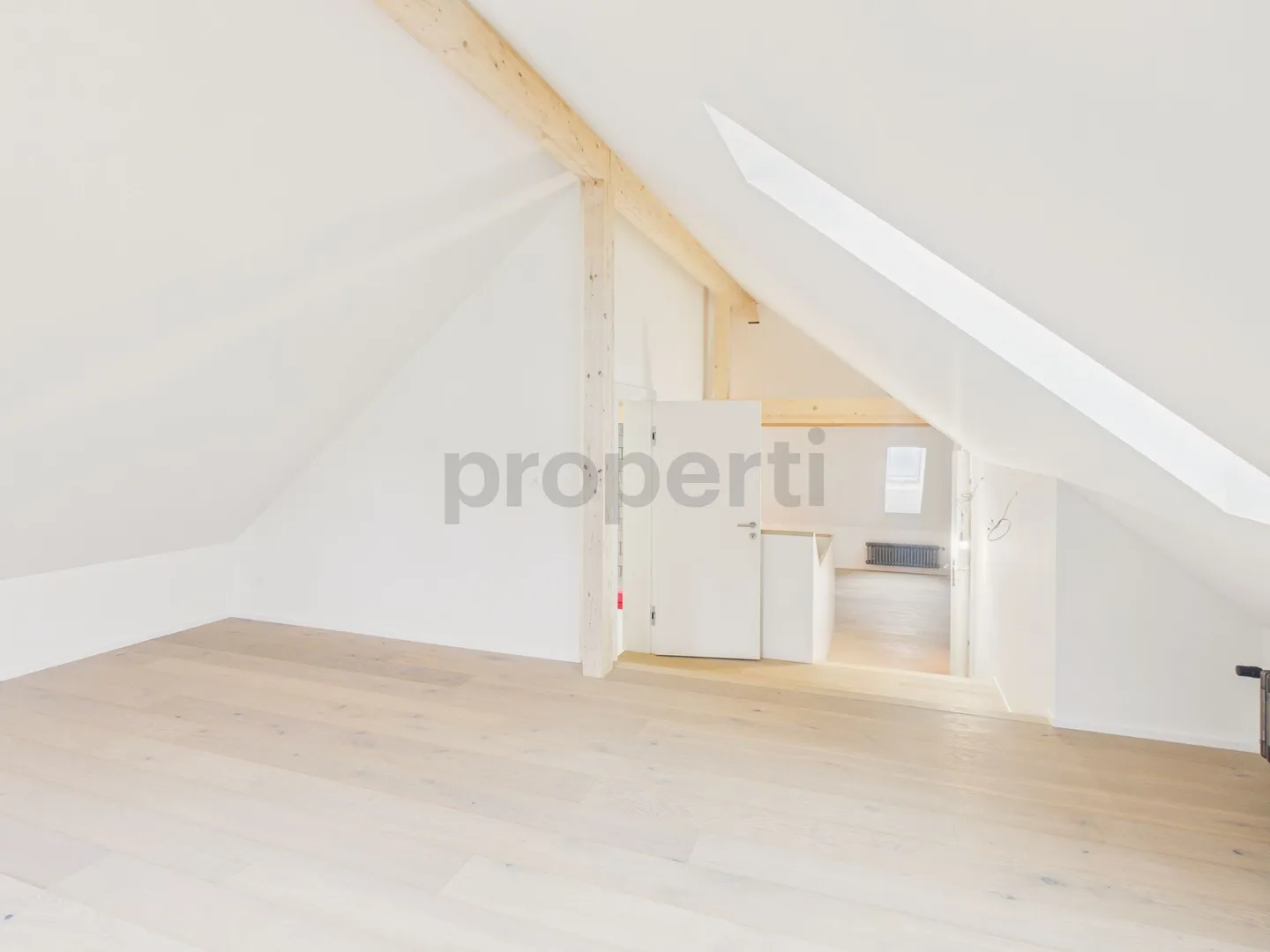 Charmant appartement historique de 4,5 pièces à Stäfa - Photo 1 sur 13