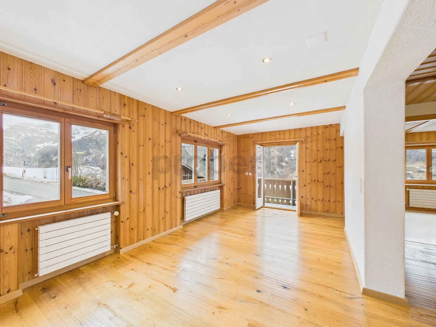 Charming 2.5 Room Apartment in the Idyllic Mountain Village of Surin, Val Lumnezia - Photo 1 of 11