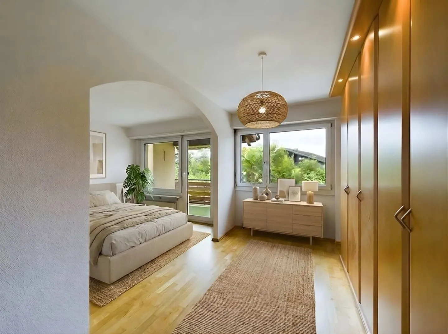 Spacious 5.5-Room Duplex House with Garden, Balcony, and Garage Box - Photo 6 of 13