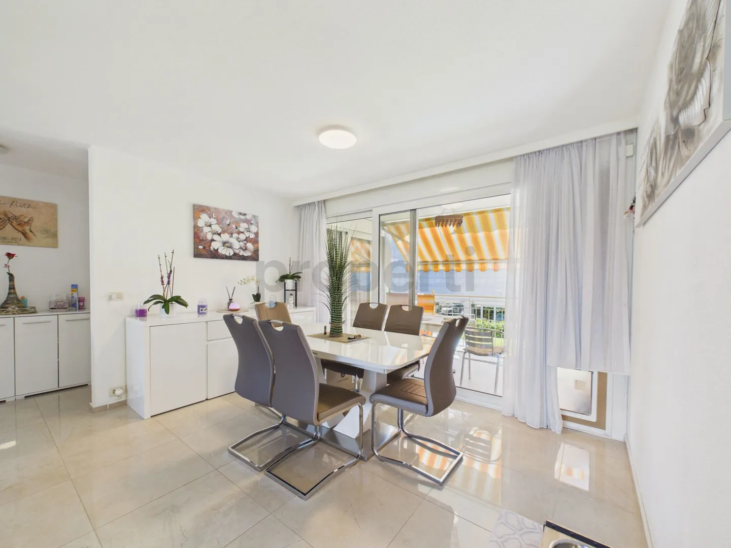 Élégant appartement de 4.5 pièces à Gordola haut standing dans un quartier bien desservi - Photo 5 sur 13