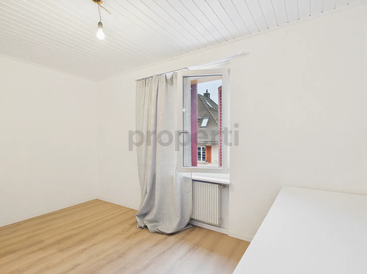 Ristrutturazione 2022, Balcone soleggiato e disposizione degli spazi efficiente! - Foto 7 di 10