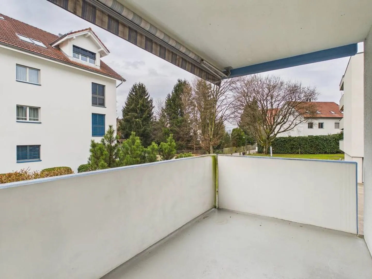 Appartement moderne de 3,5 pièces avec balcon, Fehraltorf - Photo 2 sur 6