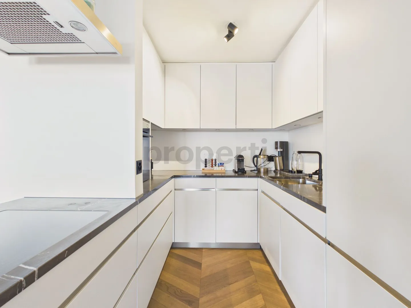 Stilvolle 3.5-Zimmer-Wohnung in Zürich - Foto 5 von 13