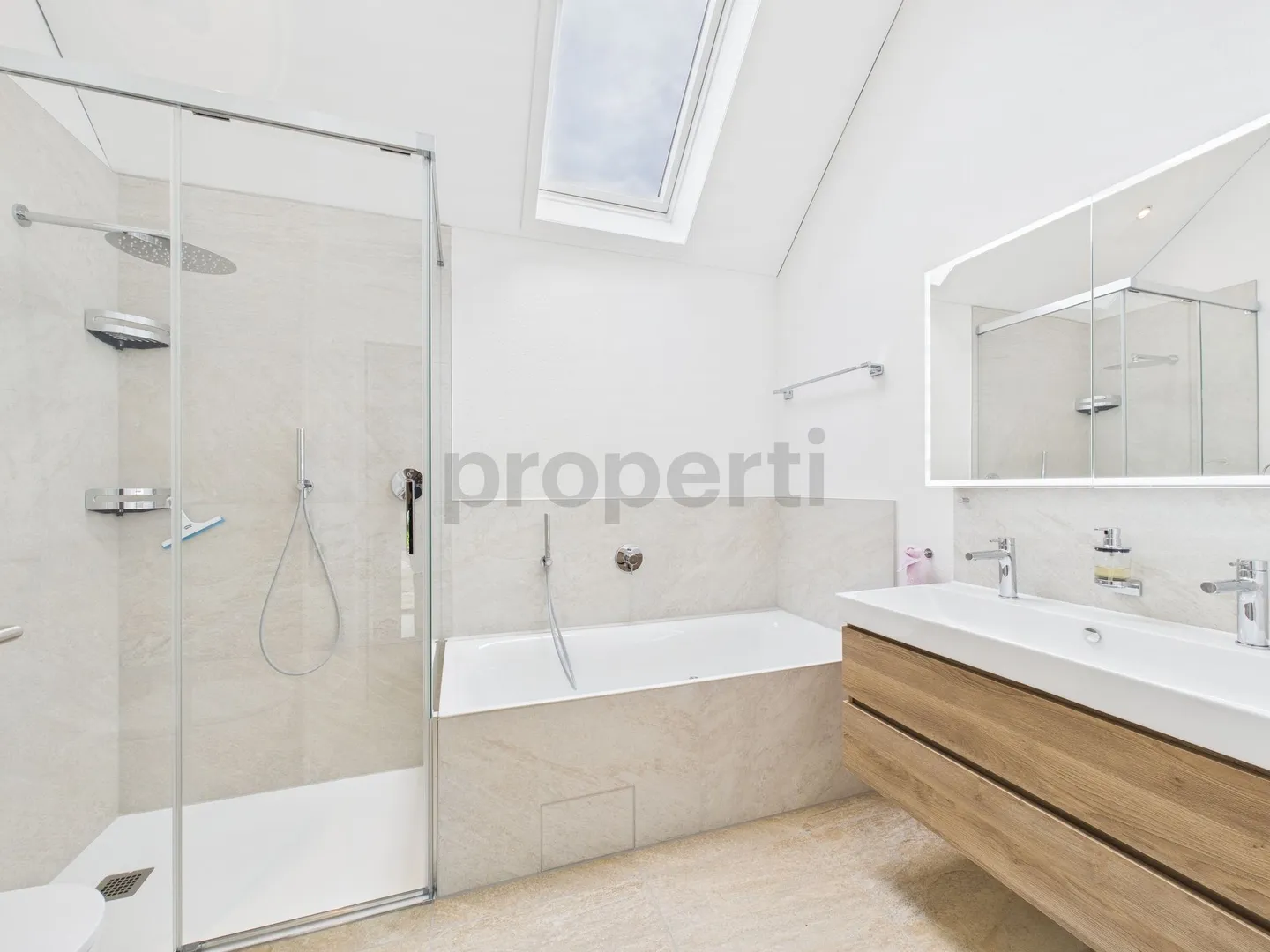 Dreamlike, newly renovated terraced house in Winznau - Photo 8 of 12