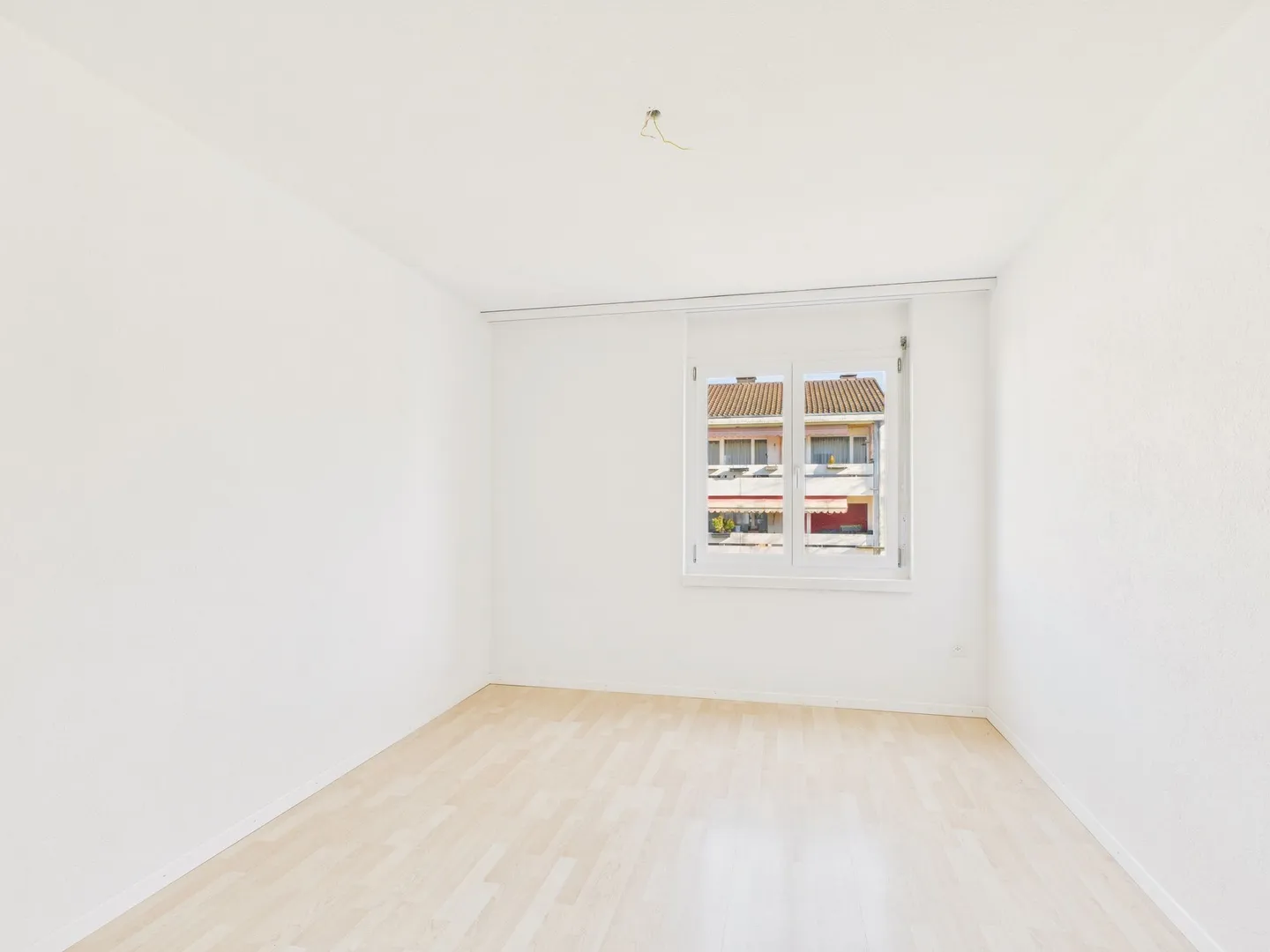 Helle und grosszügige 5.5-Zimmerwohnung am Stadtrand von Olten - Foto 7 di 12