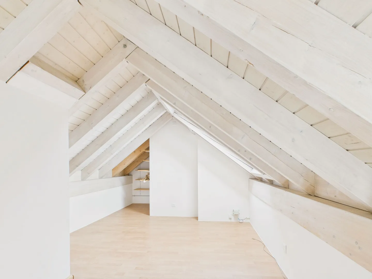 Modern 4.5-Zimmer-Dachwohnung mit Weitblick in Wigoltingen - Photo 10 of 12