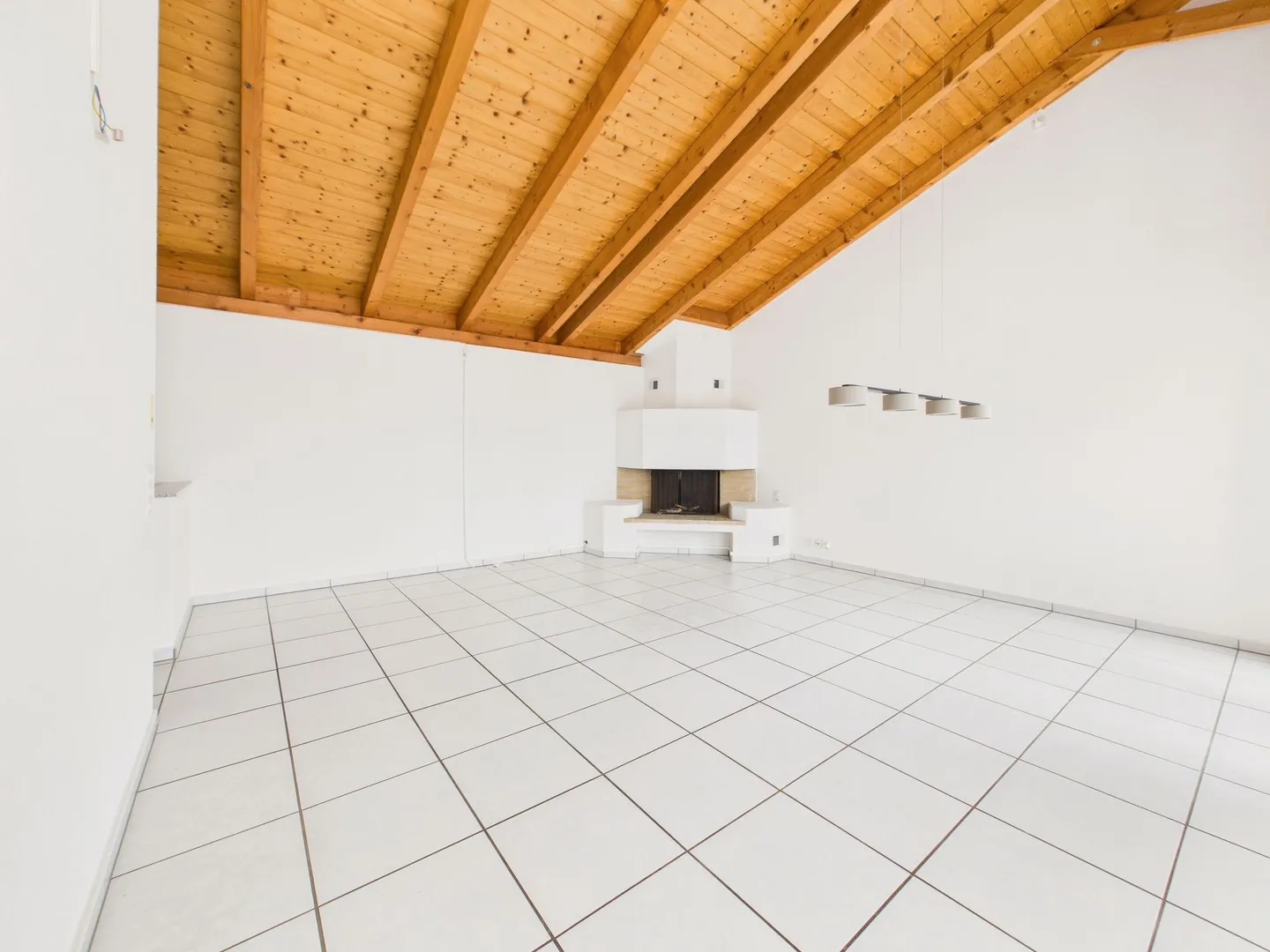 Modernes Wohnen in Ebikon, Kanton LU  Einladendes Zuhause mit 4.5 Zimmern - Foto 2 von 11