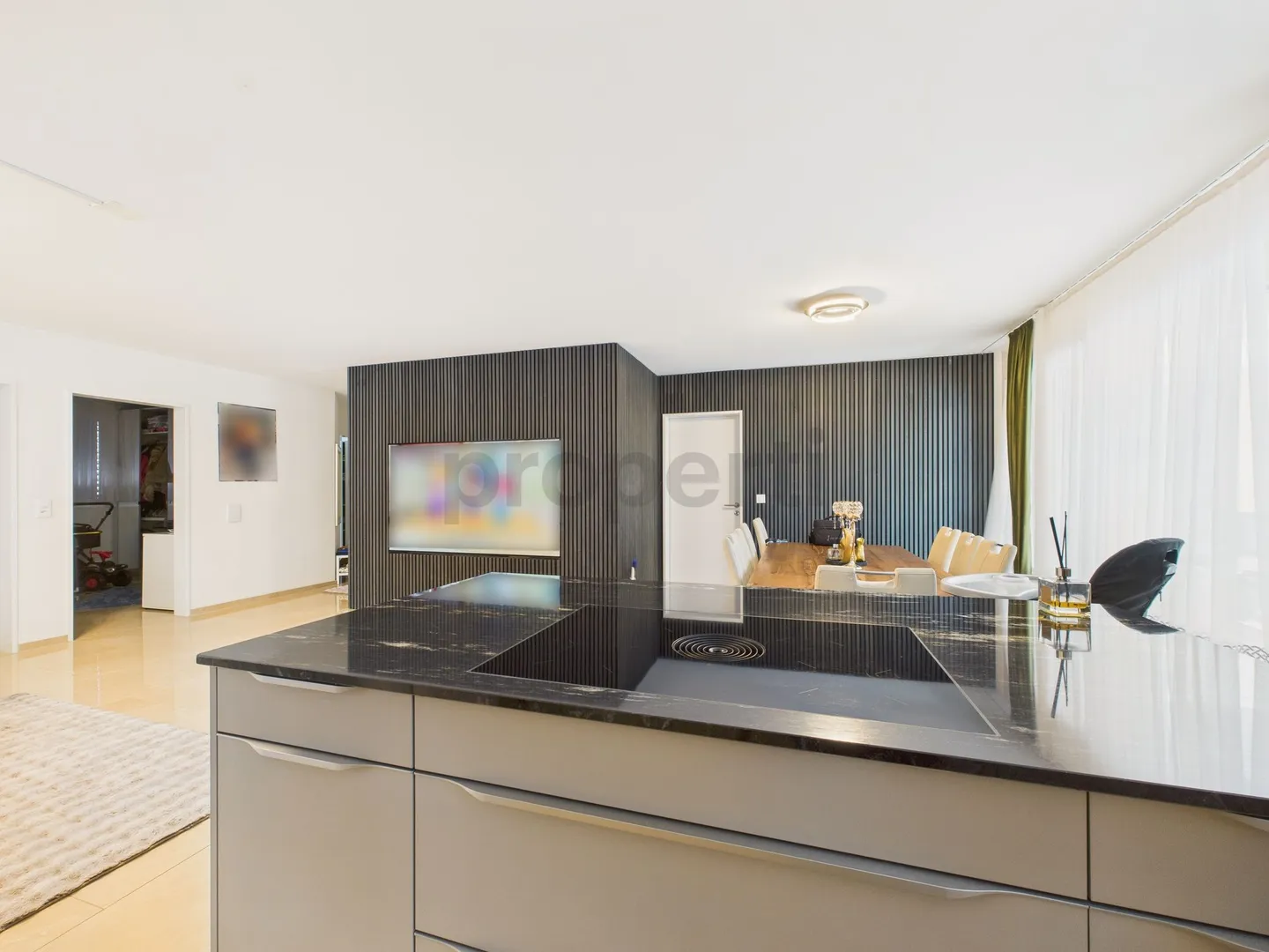 Moderne 4.5-Zimmer-Wohnung mit Balkon, Hunzenschwil - Foto 4 von 12