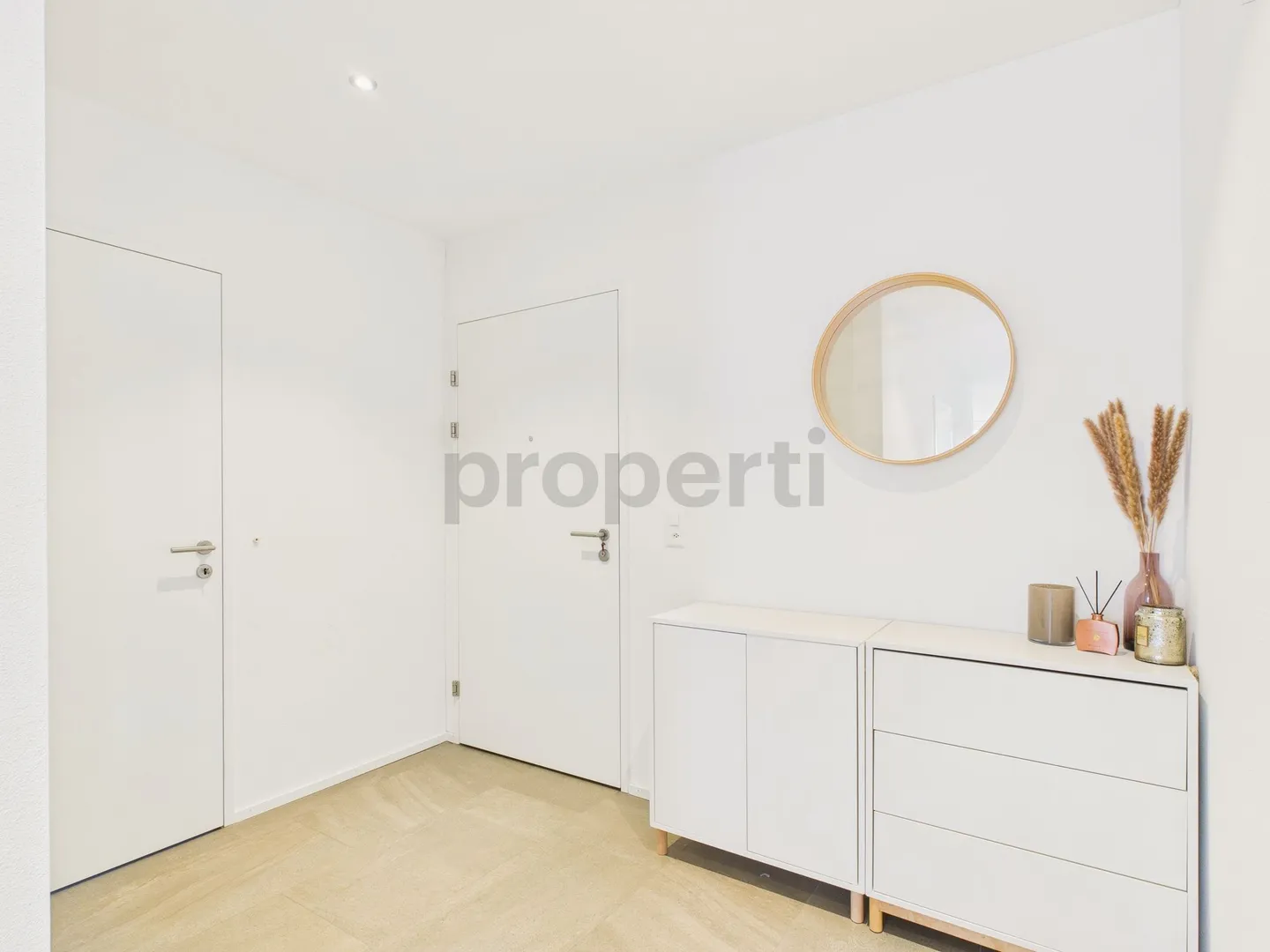 Modernes Apartment mit Balkon - Foto 6 von 11