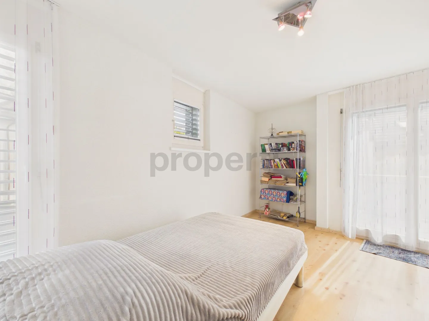 Grosszuegiges 7.5-Zimmer-Einfamilienhaus mit Balkon, Seuzach - Foto 9 von 13