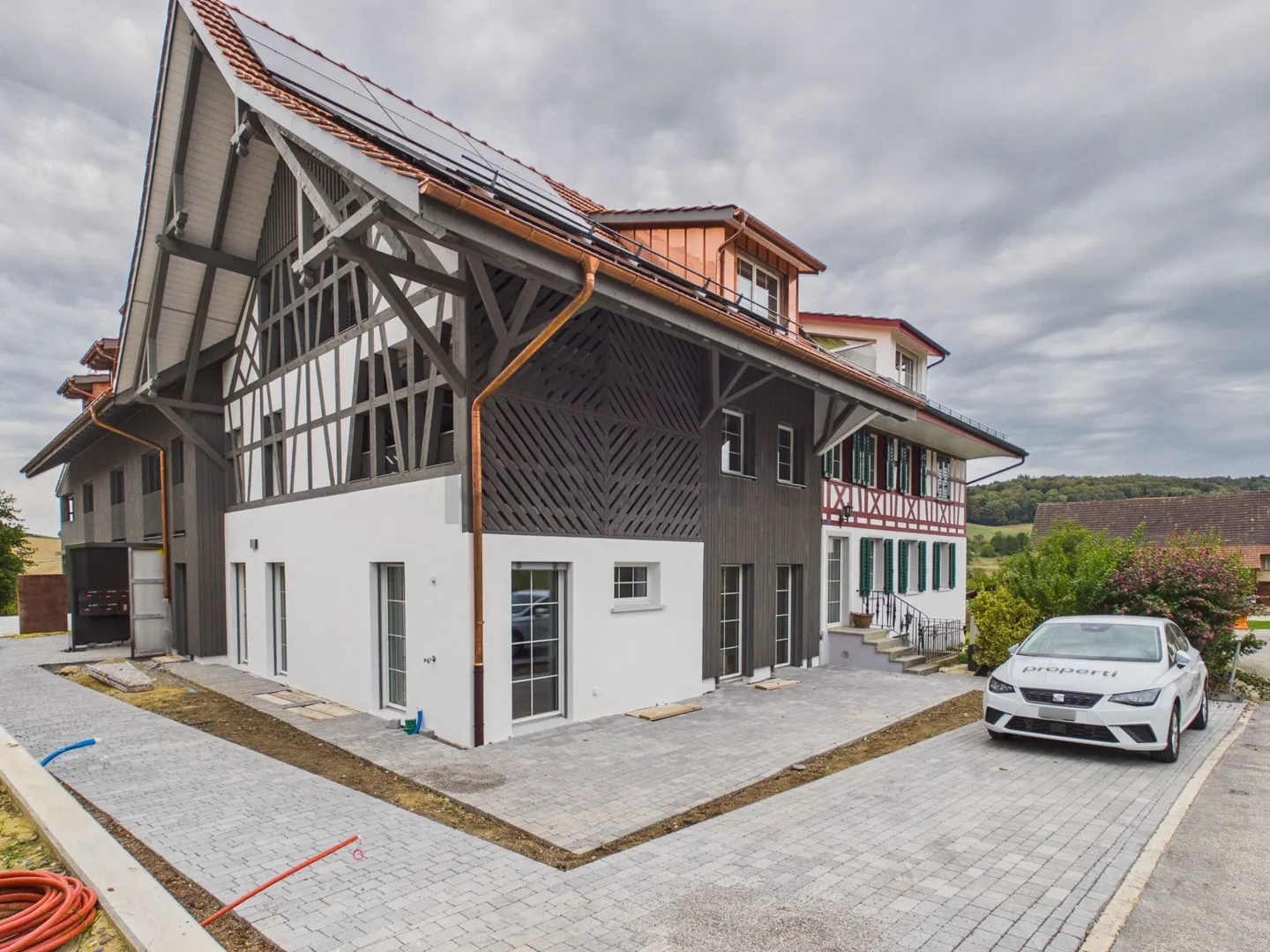 Dachwohnung mit Weitblick - Foto 1 von 13