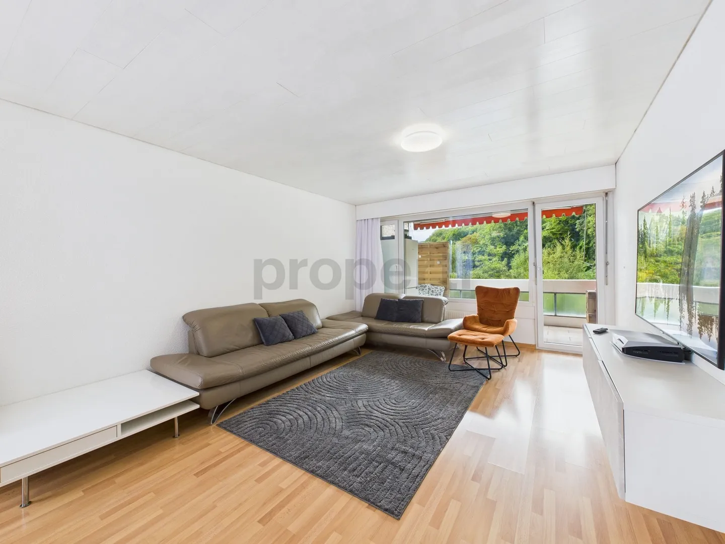 Appartement lumineux de 4,5 pièces à Trimbach - Photo 1 sur 13