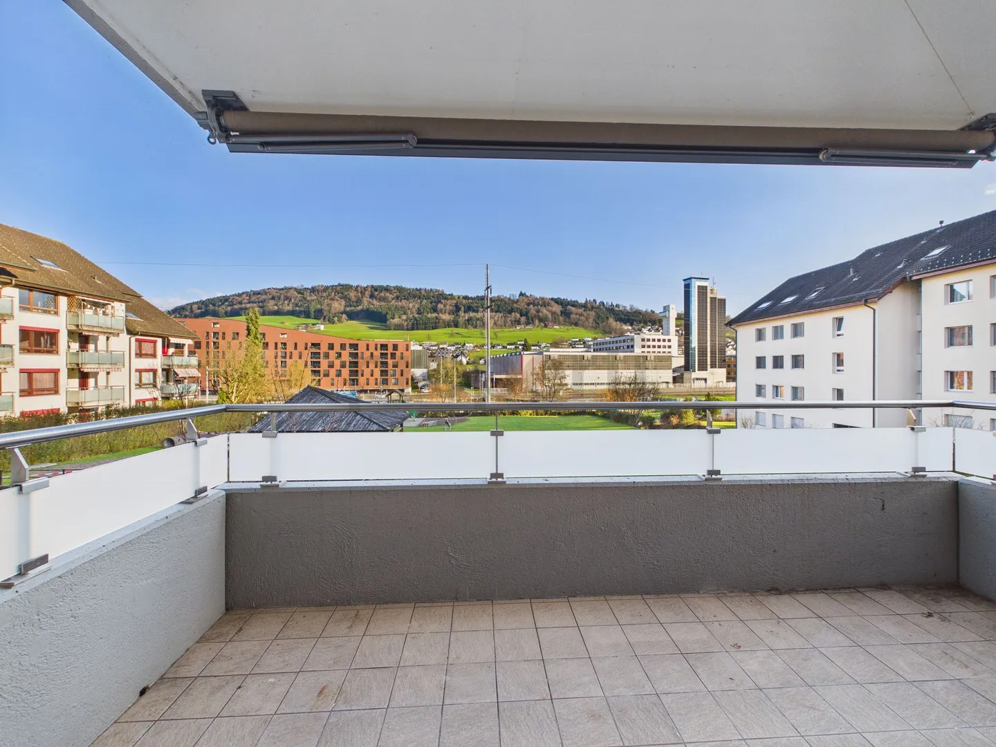 Appartamento attraente di 5,5 stanze a Buchrain - adatto alle famiglie e centrale - Foto 10 di 13