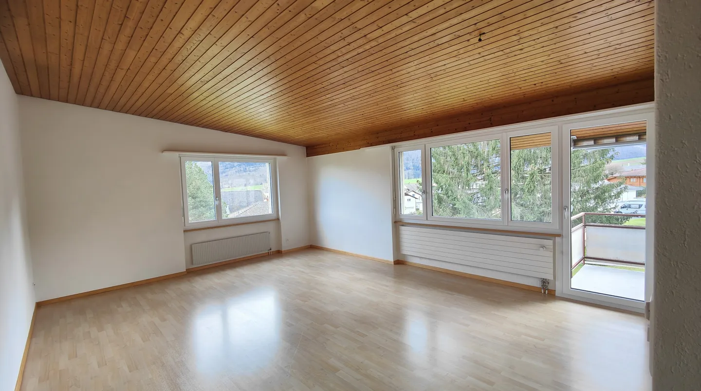 Helle 4.5-Zimmer-Wohnung mit Balkon, Aedermannsdorf - Foto 1 von 12
