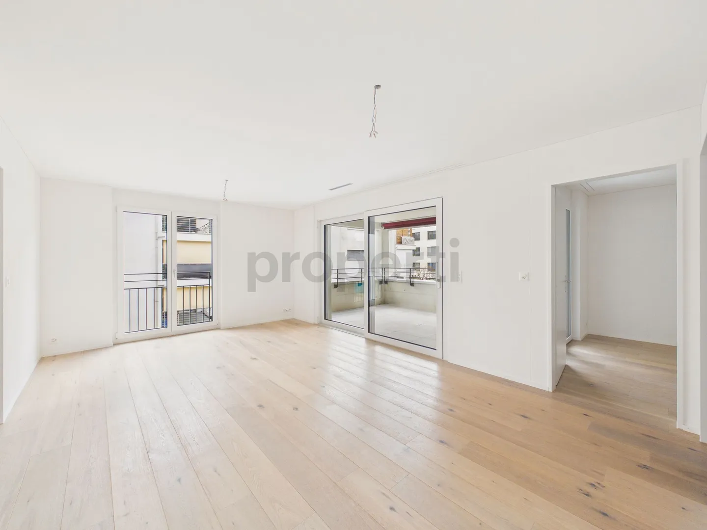 Moderne 3.5-Zimmer-Wohnung mit Balkon in Affoltern - Photo 1 sur 12