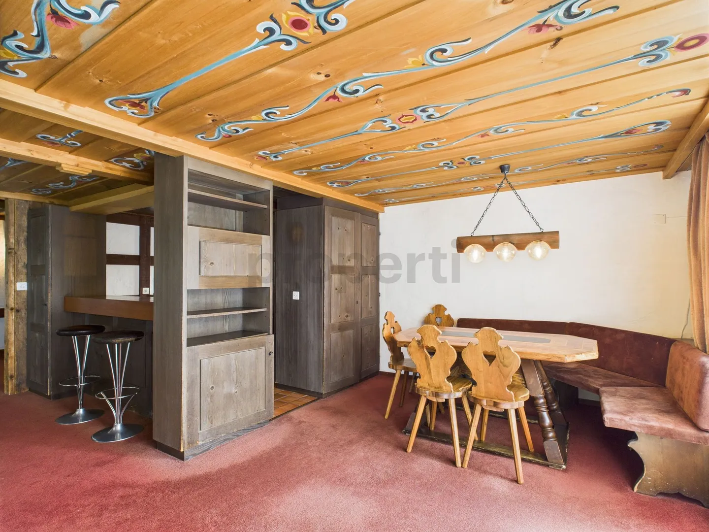 Traditional 6.5-Room Single-Family House in Wildhaus with Garden, Park, and Versatile Usage Options - Photo 5 of 13