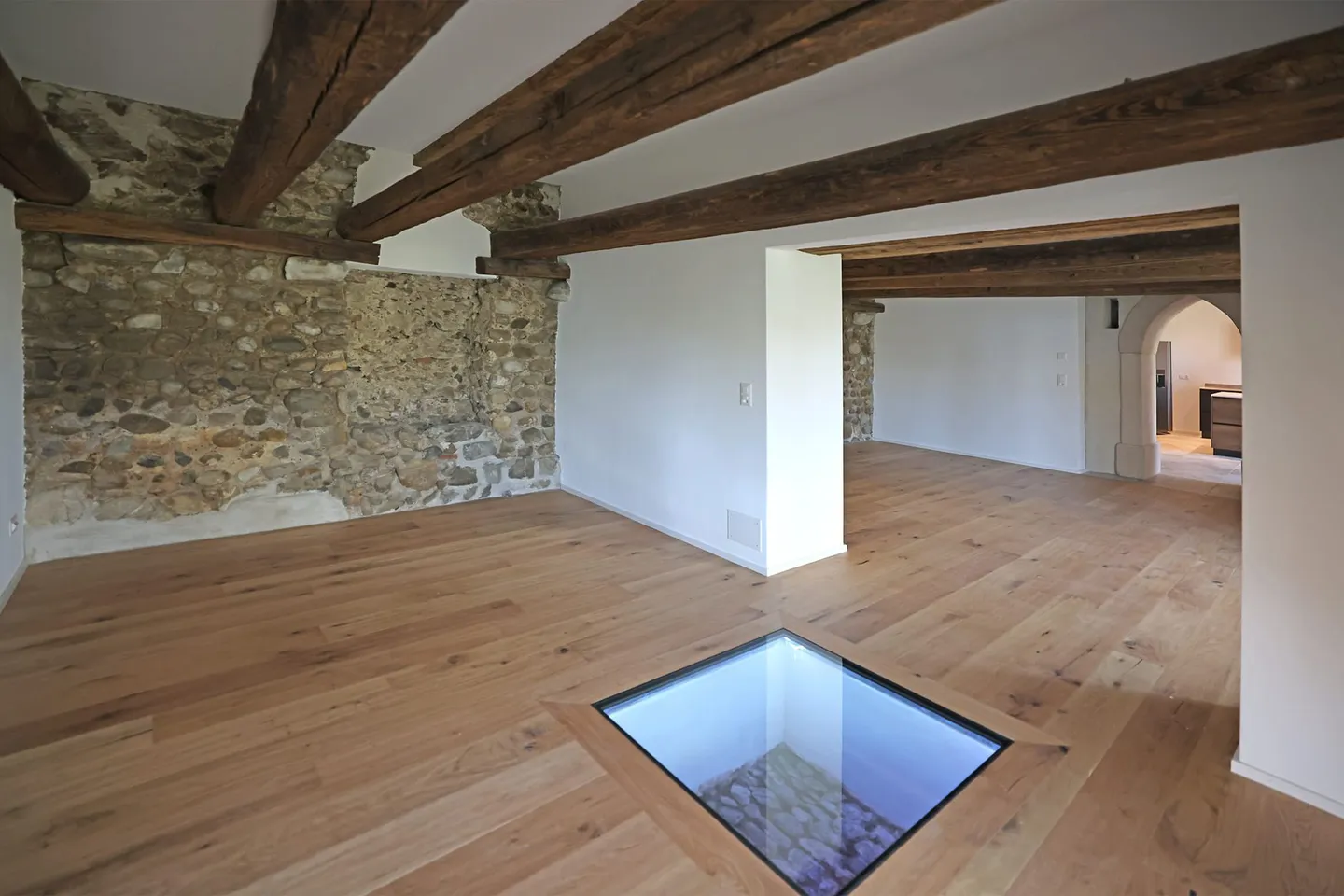 Appartamento con terrazza da sogno e stile moderno a Steckborn, Canton TG - Foto 4 di 13