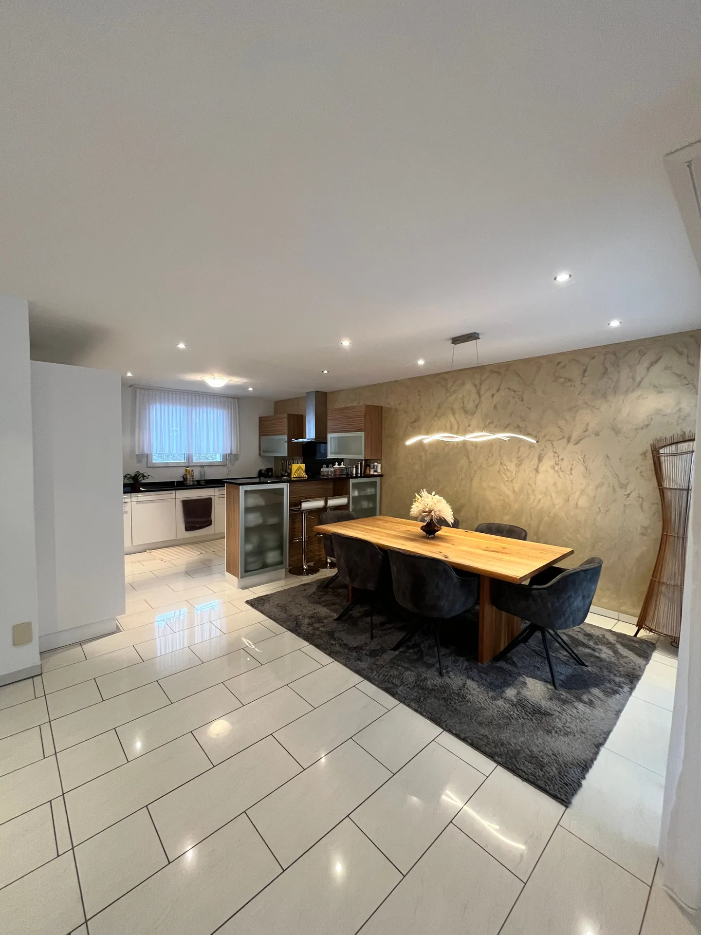 Maison jumelée moderne de 6,5 pièces à Uznach – CHF 4'000/mois - Photo 4 sur 13